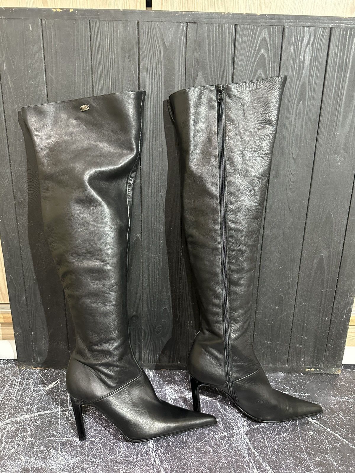 Buffalo London Buffalo London Women’s Leather Heels boots size 38 Size US 8 / IT 38 - 2 Thumbnail