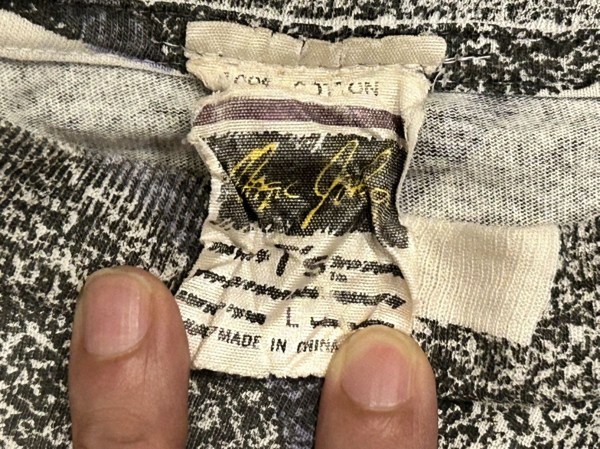 NBA × Vintage *RARE* Vintage L.A Lakers Magic Johnson AOP (Single Stitch) Size US L / EU 52-54 / 3 - 3 Thumbnail