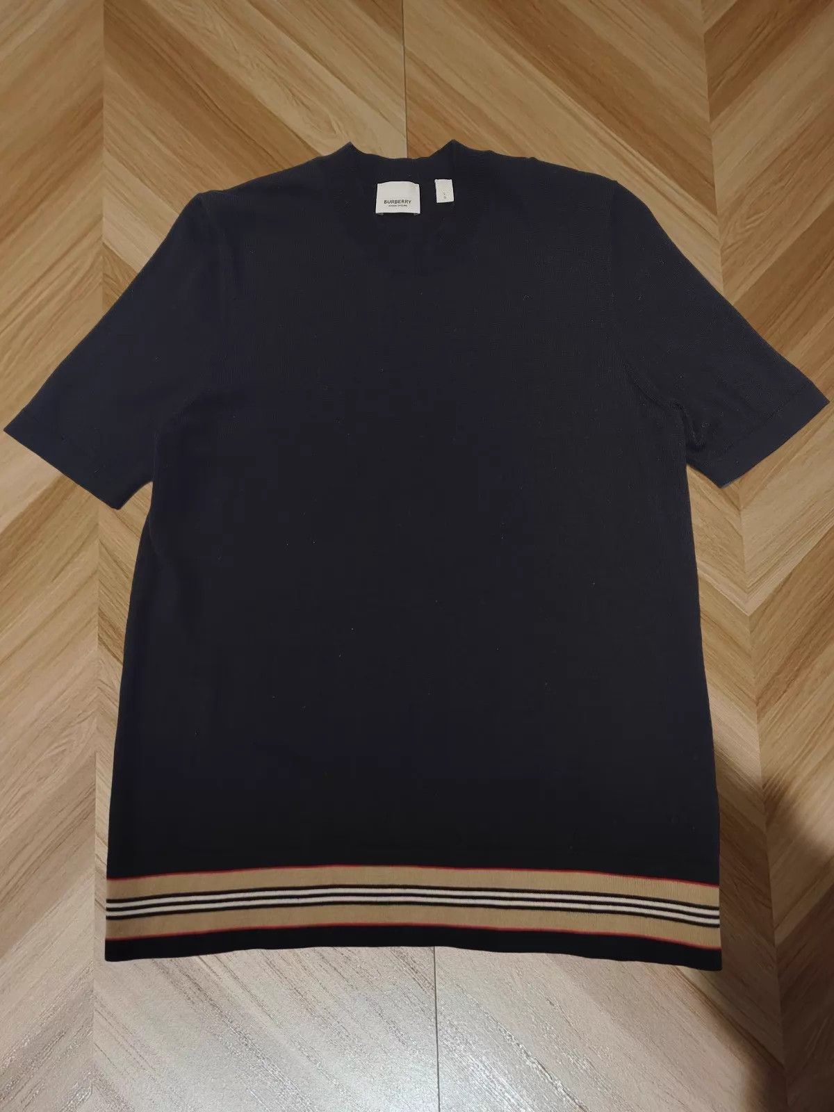 Burberry Burberry 1999 Check Wool Knit Tee L Size US L / EU 52-54 / 3 - 1 Thumbnail