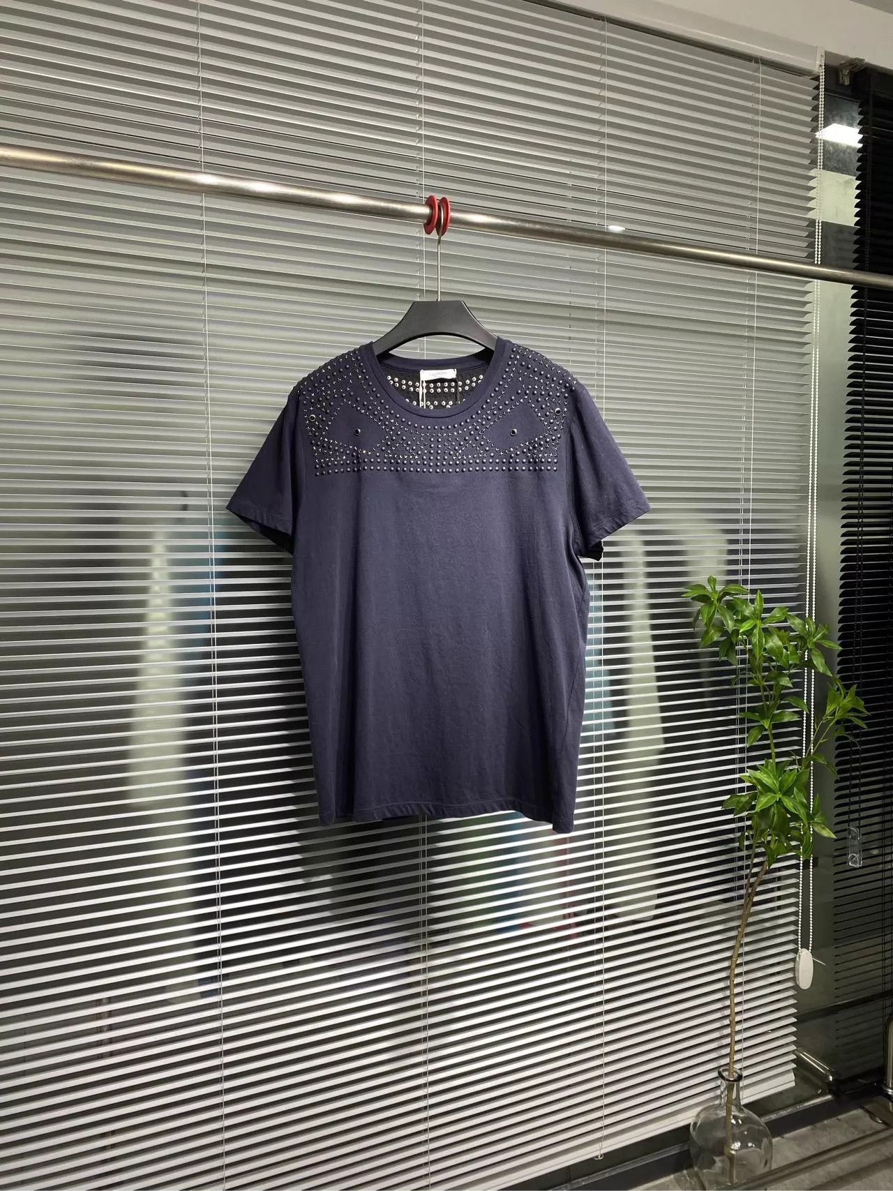 Valentino Valentino Rivet Little Devil SS T S 99 New Size US S / EU 44-46 / 1 - 1 Thumbnail