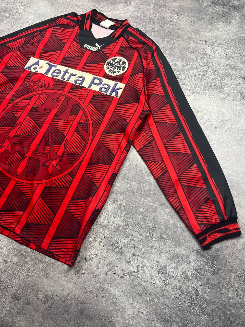 Puma Eintracht Frankfurt 1995-1996 Home Long Sleeve Jersey Size US M / EU 48-50 / 2 - 3 Thumbnail