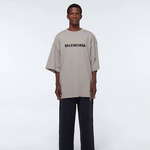 Balenciaga sale Blurred distressed shirt