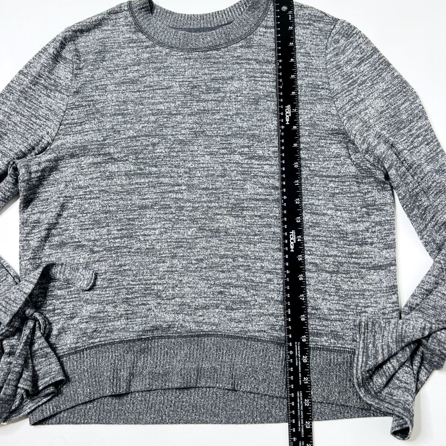 Abercrombie & Fitch Abercrombie & Fitch Gray Pullover Sweater Flare Sleeves With Tie, Small, Genuine, USA Seller, Lightweight, Flared Sleeve, Polyester Blend, Style: Size S / US 4 / IT 40 - 5 Thumbnail