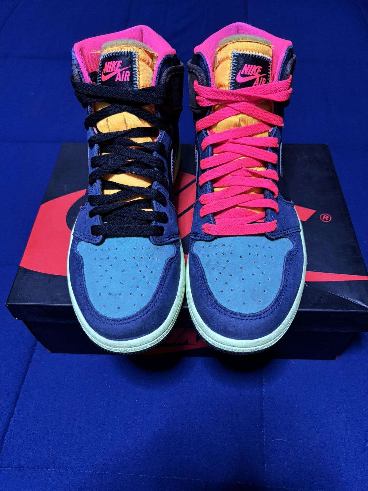 Jordan Brand Jordan 1 Retro High OG Tokyo Bio Hack 2020 Size 9 Size US 9 / EU 42 - 1 Thumbnail
