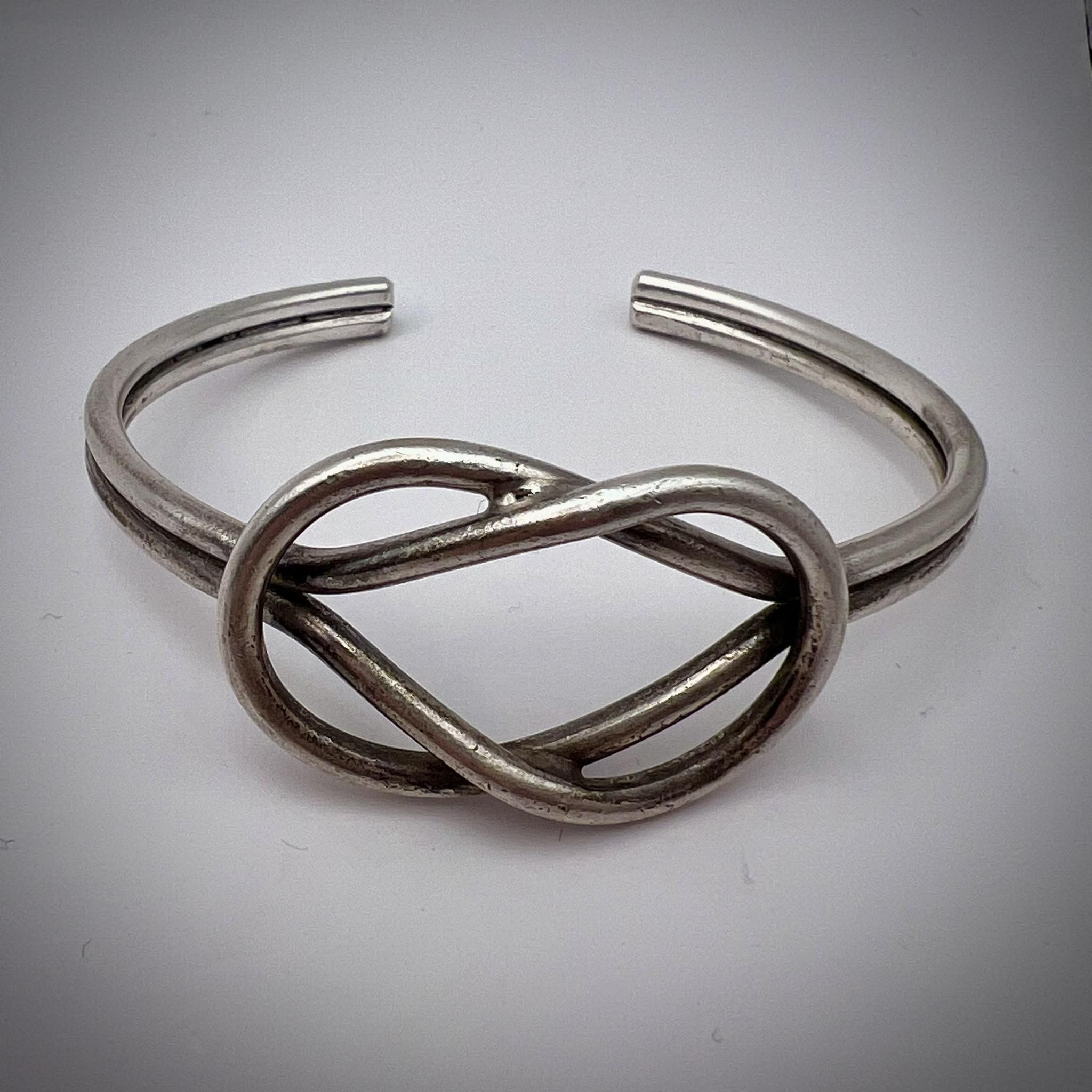 Vintage Antique Silver 800 Cuff Bangle Bracelet Infinity 26.7gr Size ONE SIZE - 1 Thumbnail