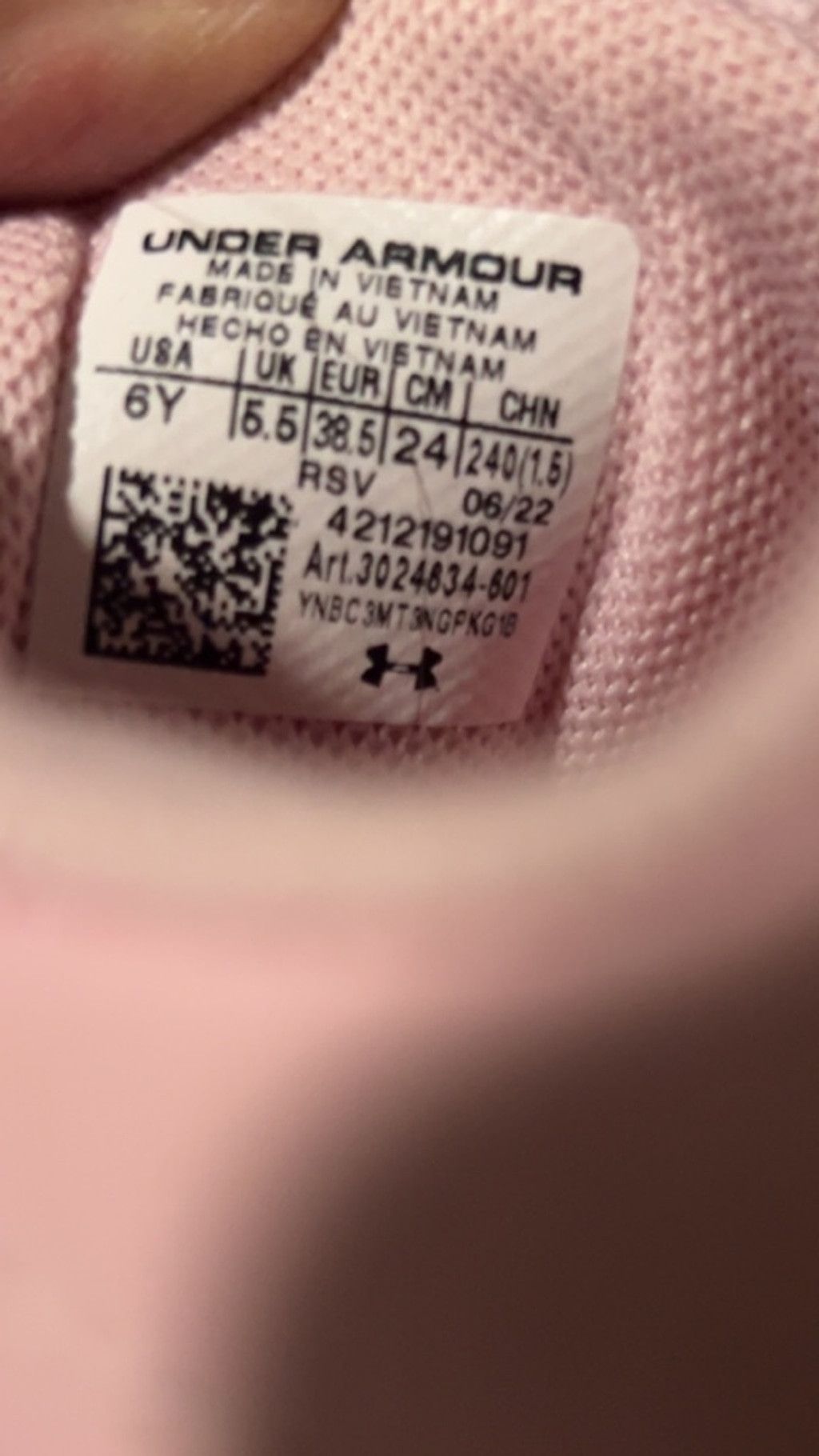 Under Armour Girls Under Armour Pink & White Sneakers Size 6 (Big Girl) Size US 6 / IT 36 - 5 Thumbnail