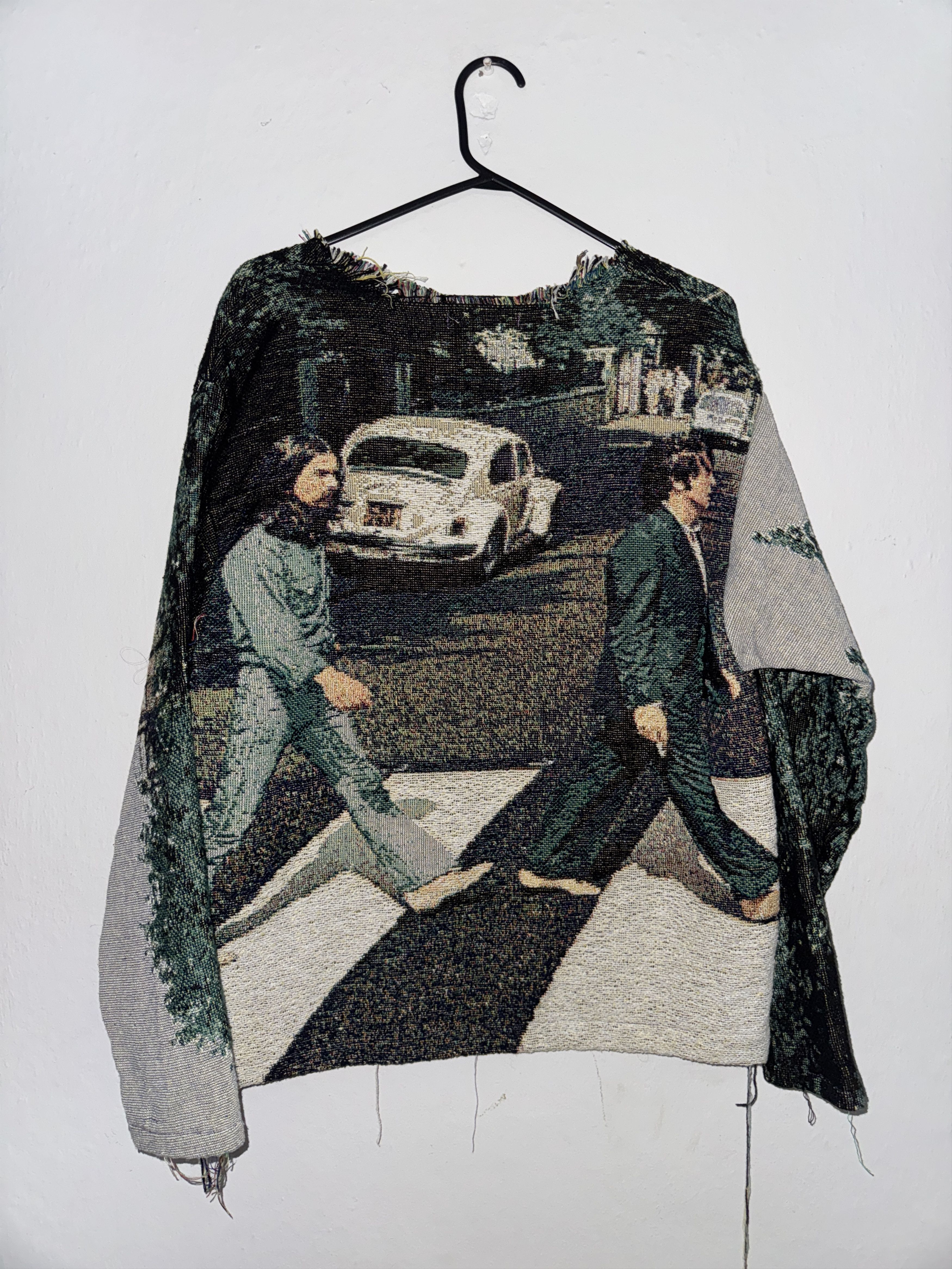 Vale Vale Lives - The Beatles Tapestry Handmade Sweater Size US L / EU 52-54 / 3 - 2 Thumbnail