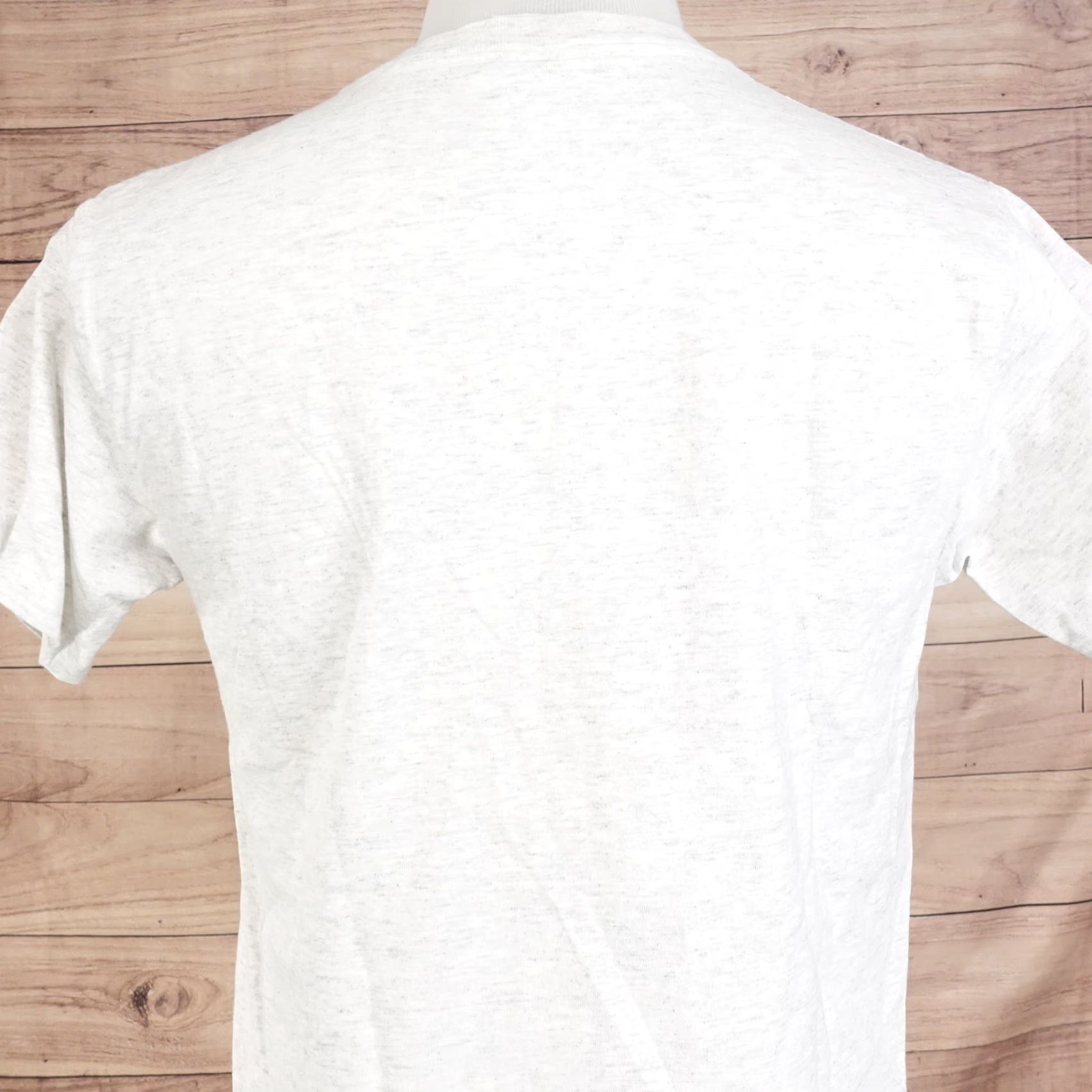 Vintage VINTAGE Caribbean Soul USA SINGLE STITCH READY FOR THE HOLIDAYS IGUANA TSHIRT L Shirt Unisex Adults Gray L Mens Size US L / EU 52-54 / 3 - 7 Thumbnail