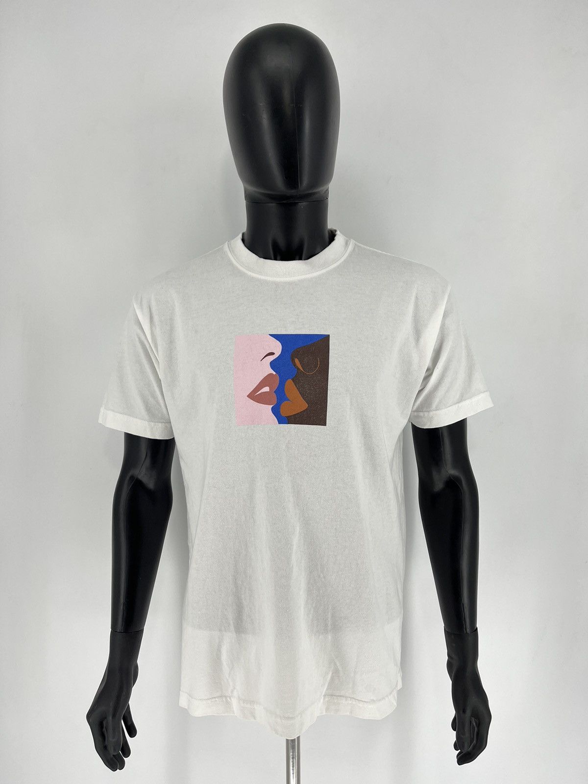 Obey × Vintage Vintage Obey 90s Made in USA White Graphic Tee Shirt Y2K M Size US S / EU 44-46 / 1 - 2 Thumbnail