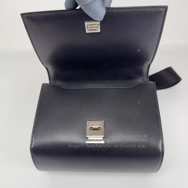 Givenchy Givenchy Black Leather Single Shoulder Bag Size ONE SIZE - 9 Thumbnail