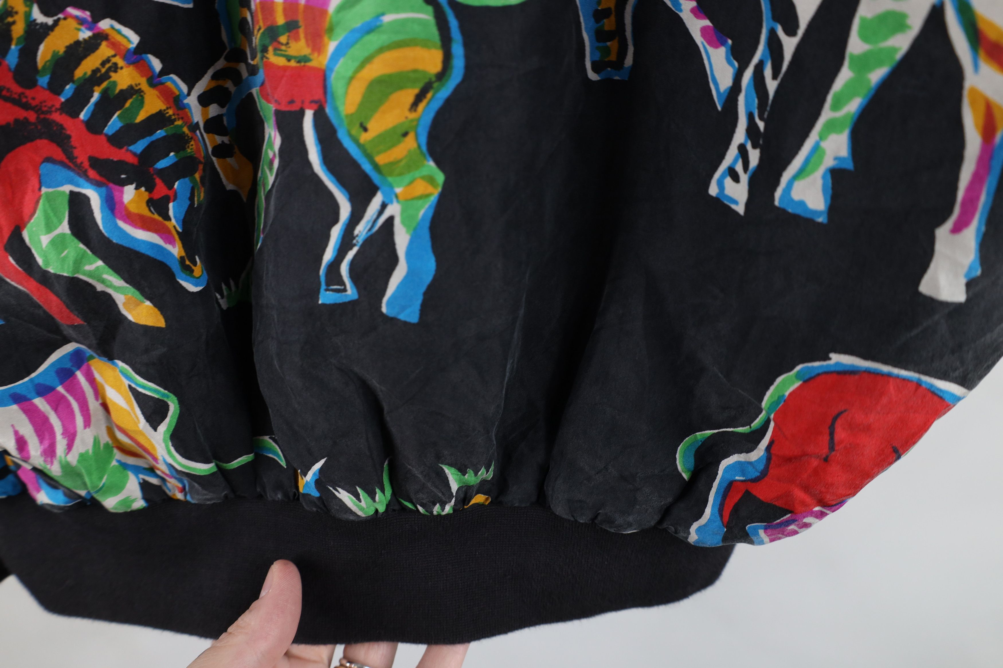 Vintage Vintage 90s Streetwear Rainbow Zebra Full Zip Bomber Jacket Size L / US 10 / IT 46 - 12 Thumbnail