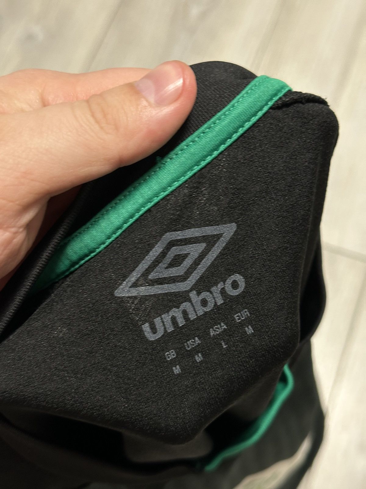 Umbro Umbro FC Werder Bremen Soccer Jersey Football Shirt 2021/22 Size US M / EU 48-50 / 2 - 3 Thumbnail