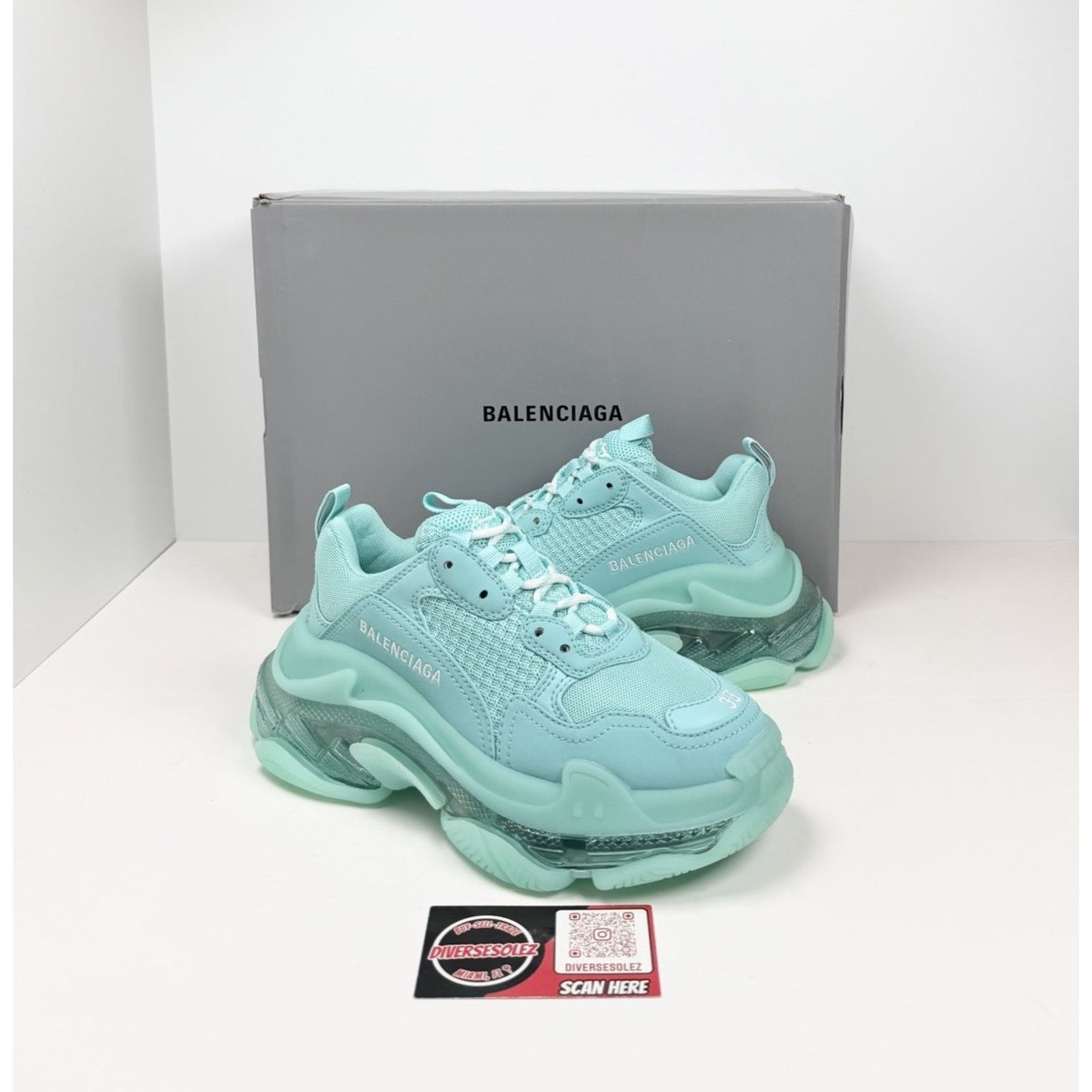 Balenciaga Size 35EU/5W - Balenciaga Triple S Turquoise NEW Size US 5 / IT 35 - 1 Thumbnail