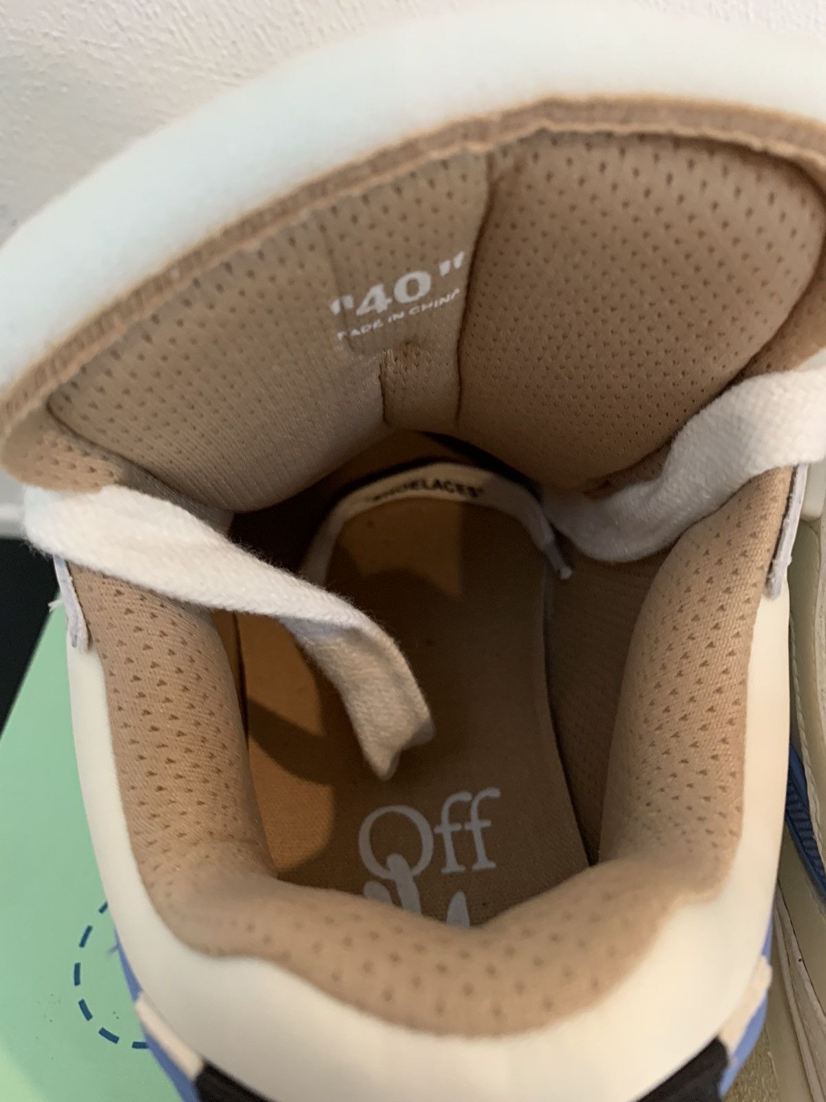 Off-White Off-White MidTop Sponge SNKRS Pristine Size US 7 / EU 40 - 16 Thumbnail