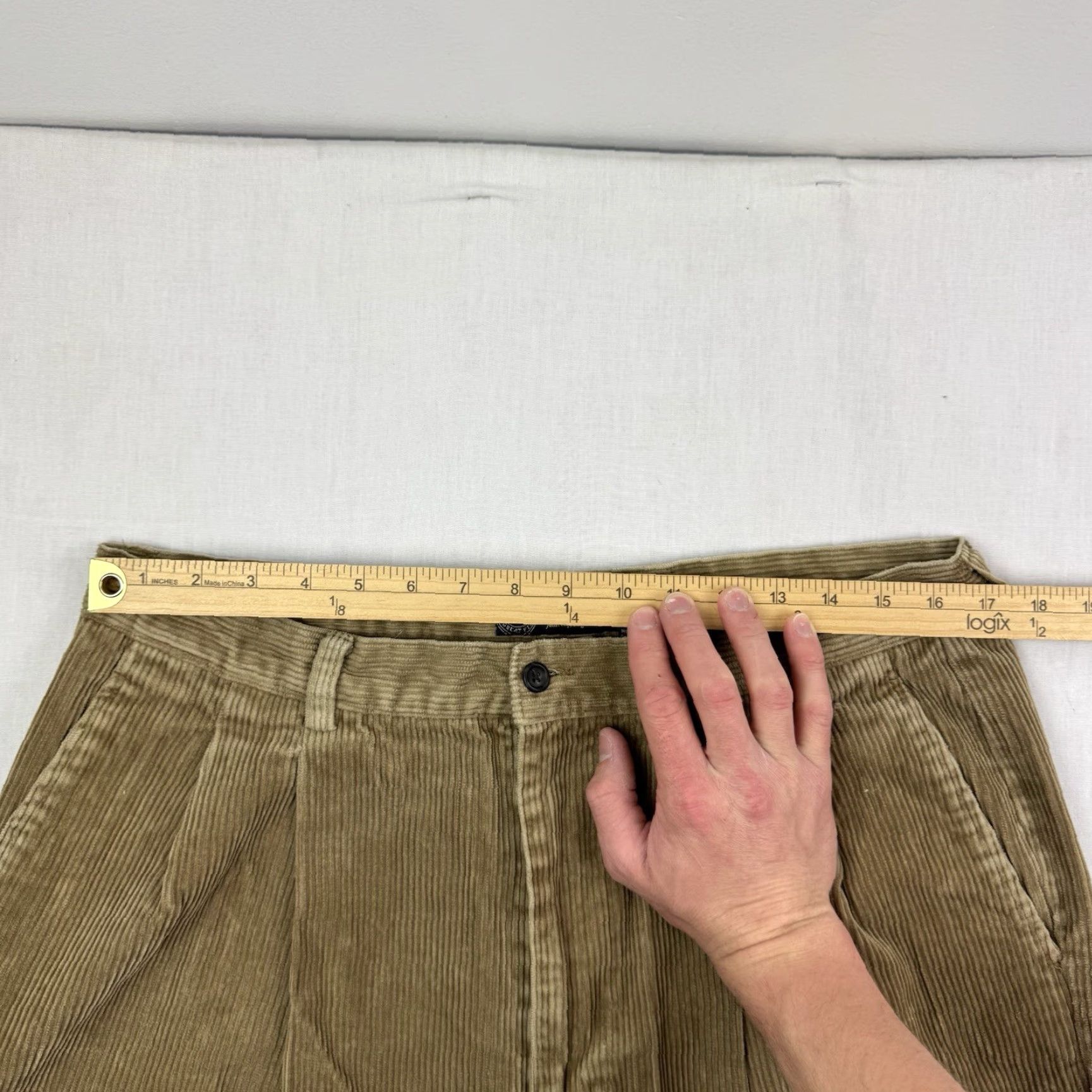 Gap VINTAGE Gap Corduroy Pants Adult 36x34 Khaki Relaxed Pleated 90s Y2K Shirt? Size US 36 / EU 52 - 5 Thumbnail
