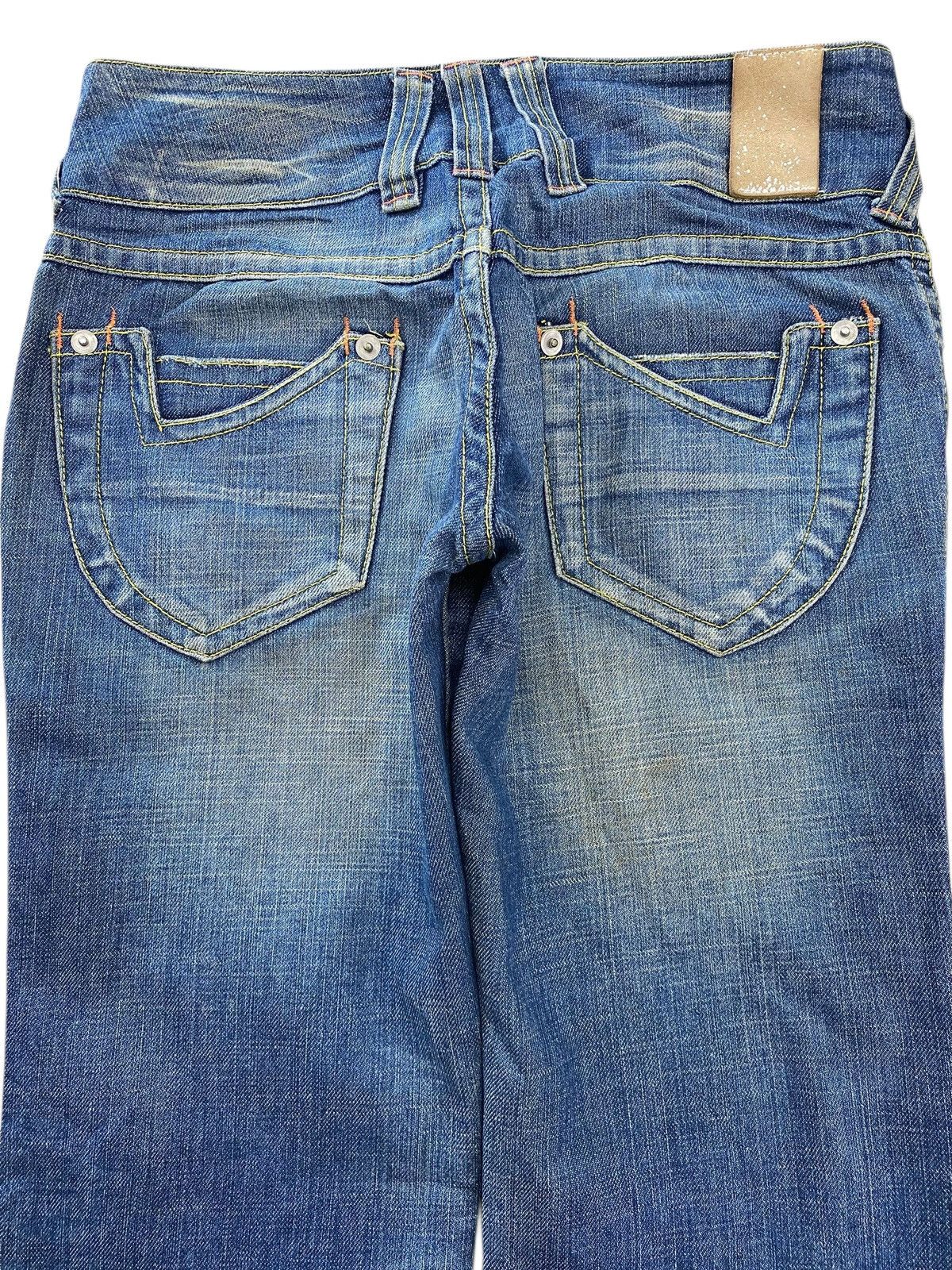 Japanese Brand Japanese Brand Light Wash Whiskered Style Boot Cut Jeans Size US 30 / EU 46 - 4 Thumbnail