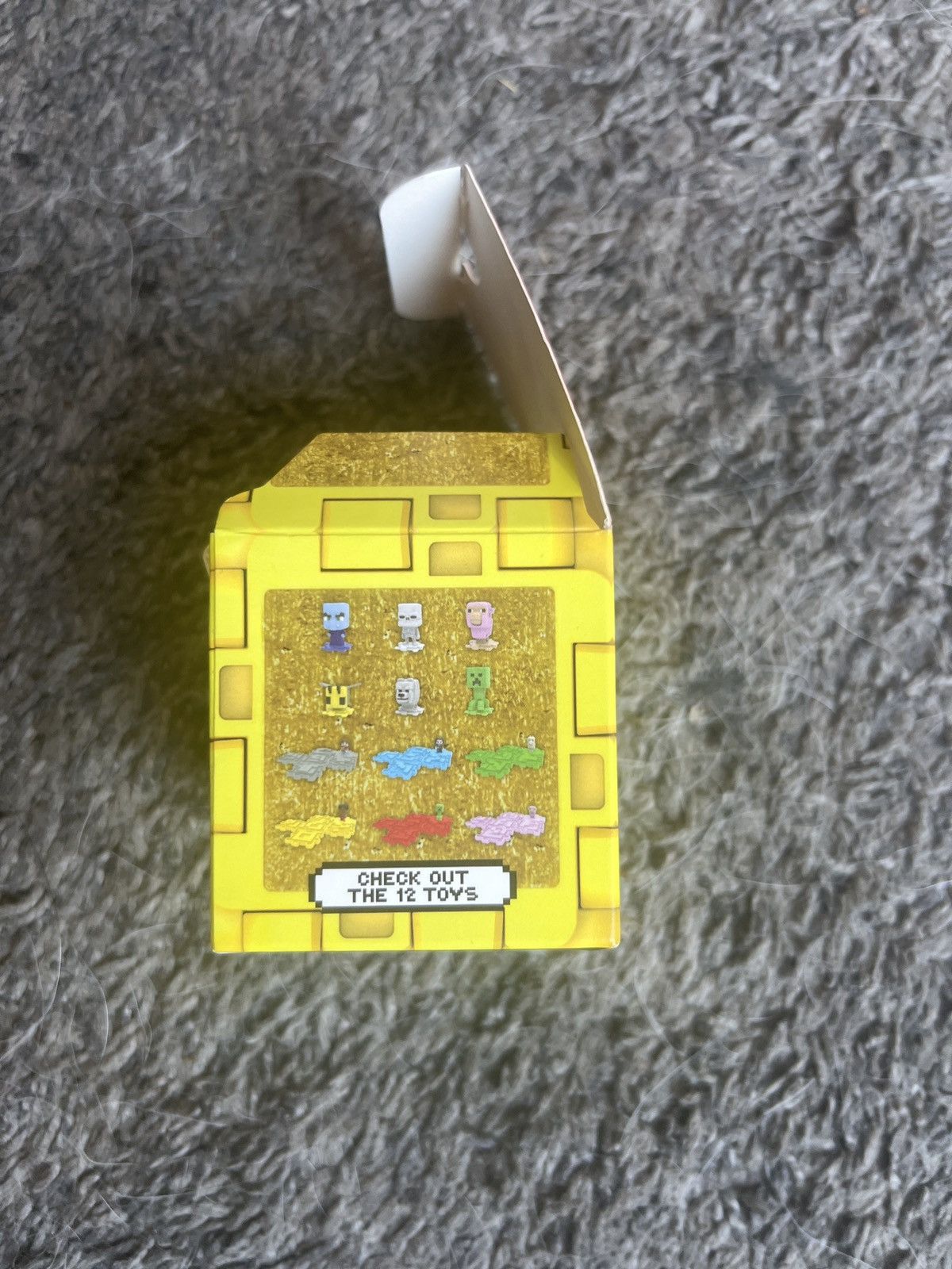 Warner Bros 2025 McDonald’s A Minecraft Movie Gold Block & Dawn Size ONE SIZE - 10 Thumbnail