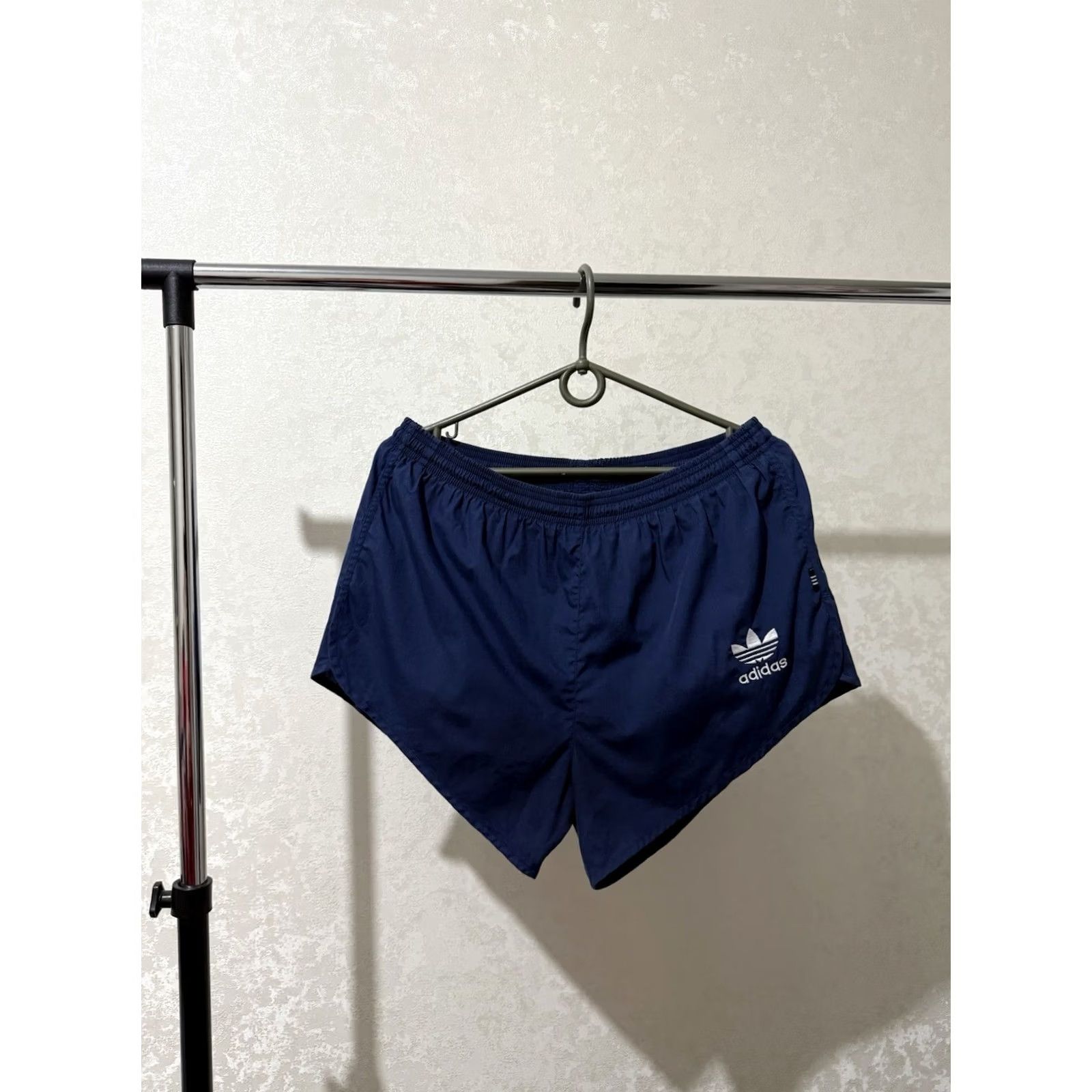 Adidas VINTAGE adidas MEN’S SHORTS BLUE SPORTS FOOTBALL SOCCER M Blue Adidas Shorts China 90s Mens Athletic Football Pants Short(s) Size US 31 - 2 Thumbnail
