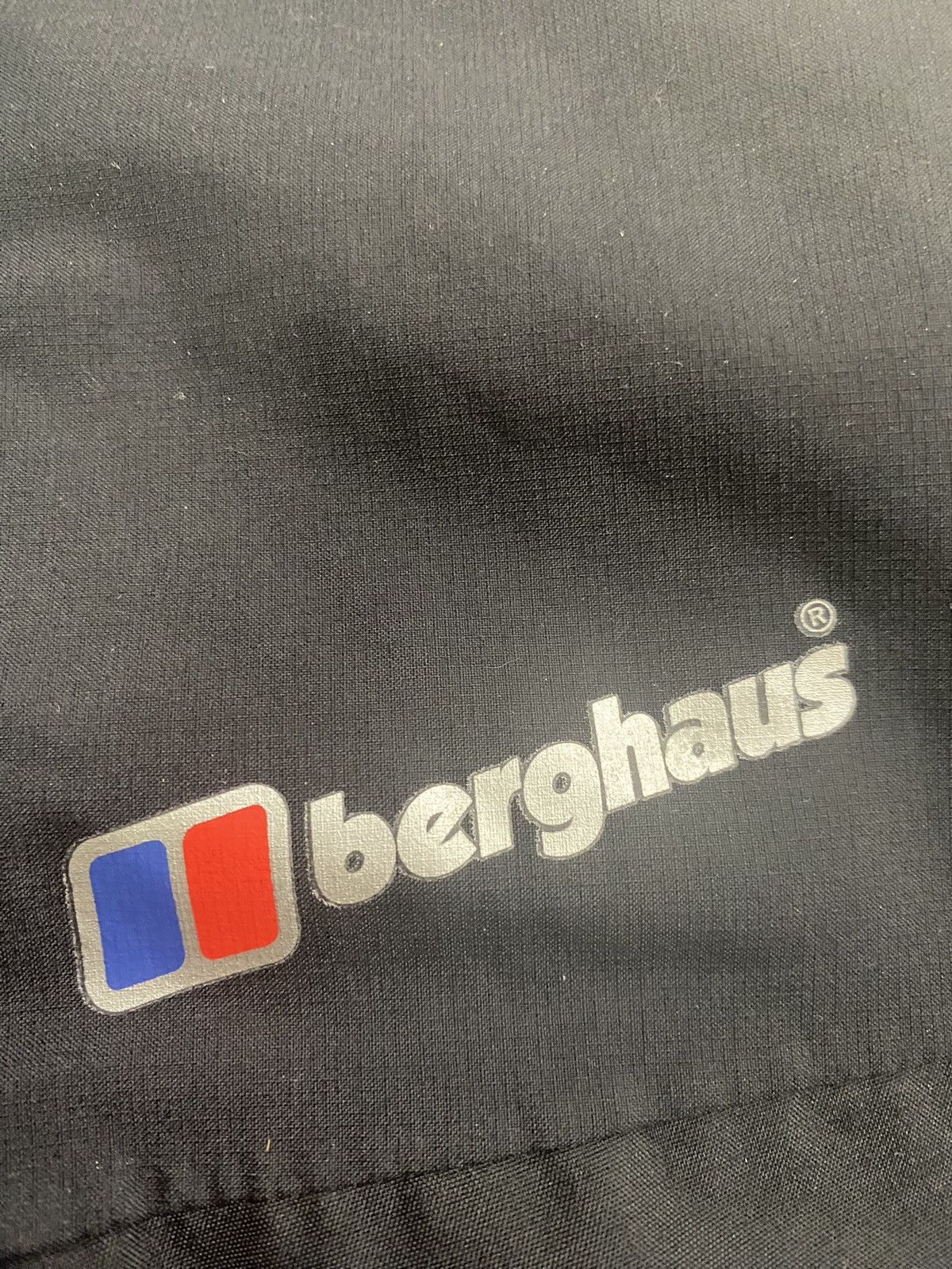 Berghaus Berghaus Hydroshell Elite Jacket Windbreaker Size L Size US L / EU 52-54 / 3 - 10 Thumbnail