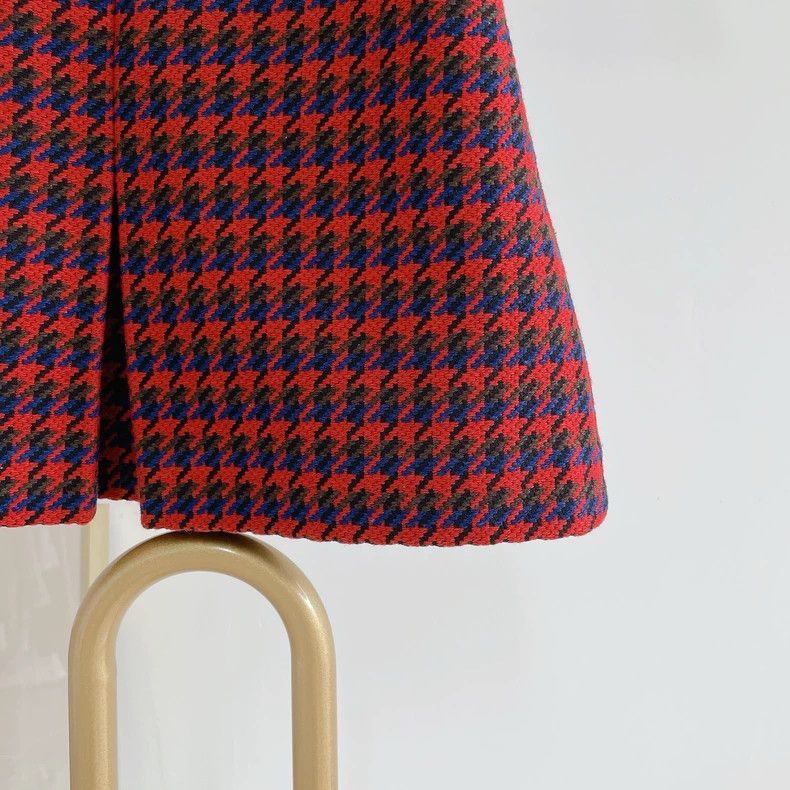 Gucci Gucci Red checkered tweed skirt 2504-Nextarrow Size 26" / US 2 / IT 38 - 4 Thumbnail