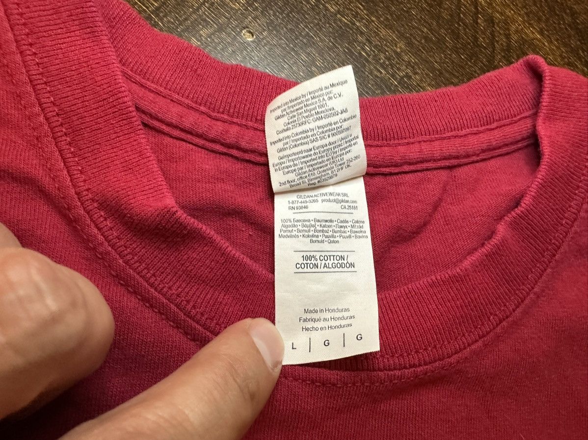 Gildan Yeezus Red T-shirt Men’s Kanye West Ye-Size Large Size US L / EU 52-54 / 3 - 4 Thumbnail