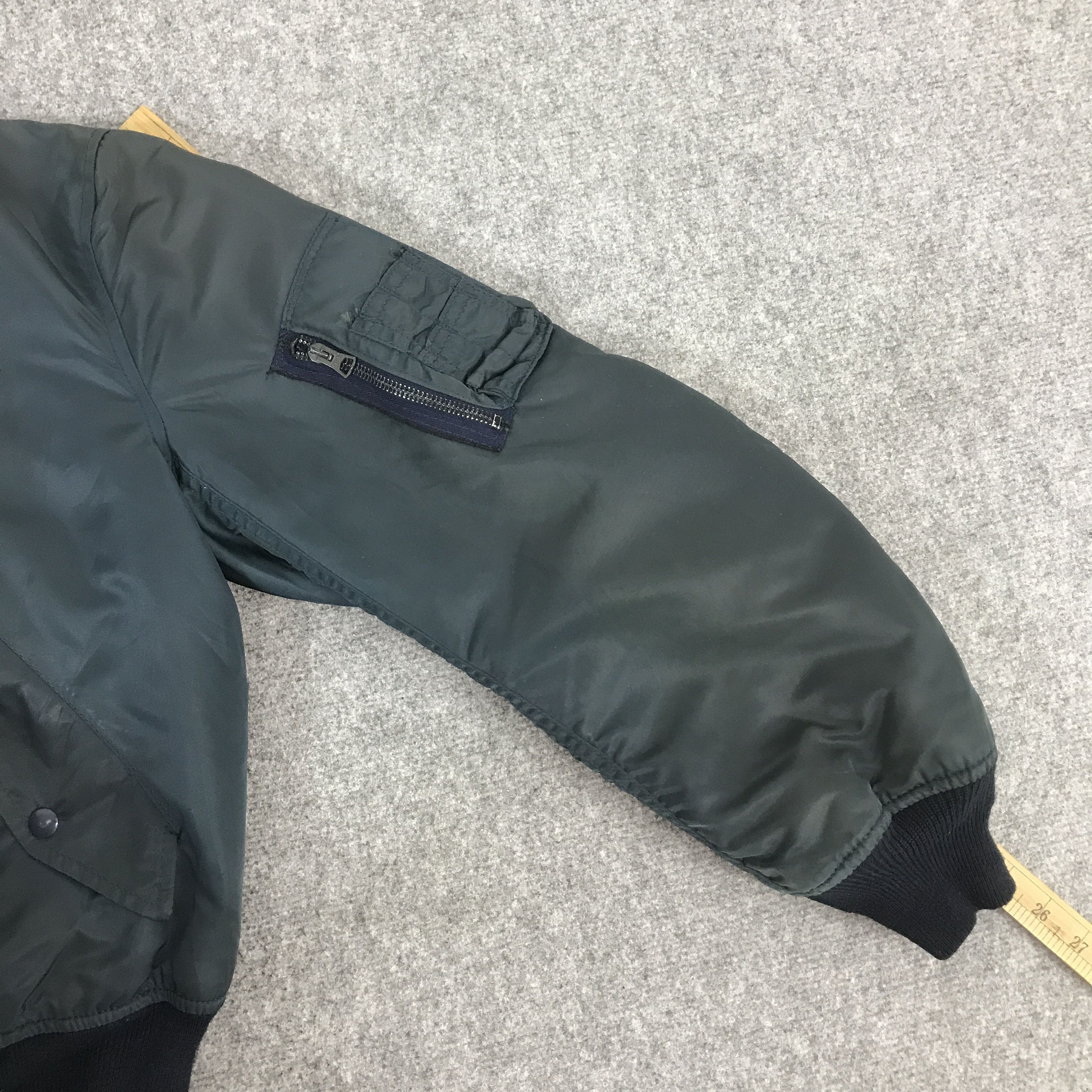 Avirex Vintage Avirex Ma-1 flyer's bombers Jacket K64B10 Size US M / EU 48-50 / 2 - 6 Thumbnail