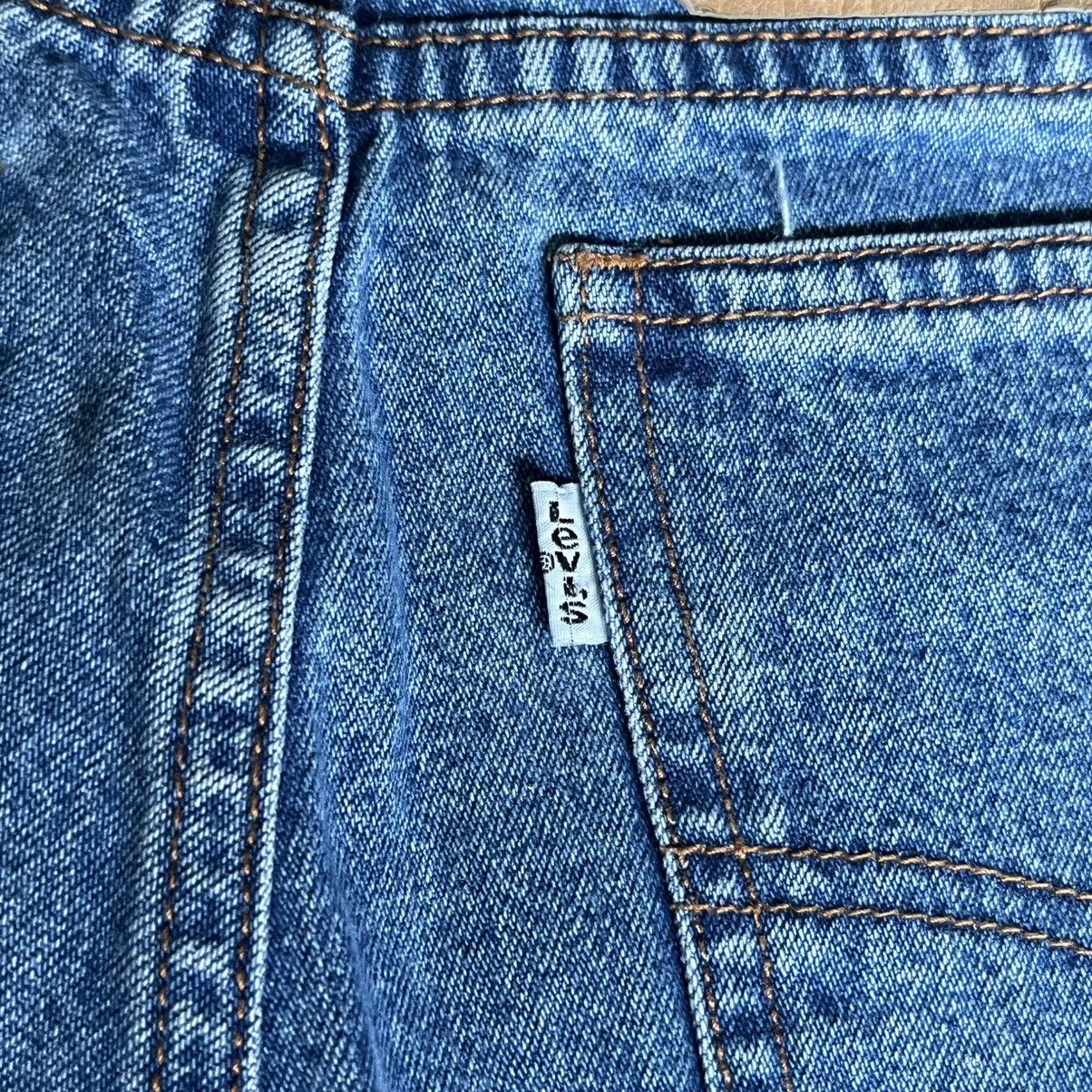 Levi's Vintage 1980s Levi’s Denim Jean Skort Slim Fit Tapered Leg Size 34" / US 12 / IT 48 - 3 Thumbnail