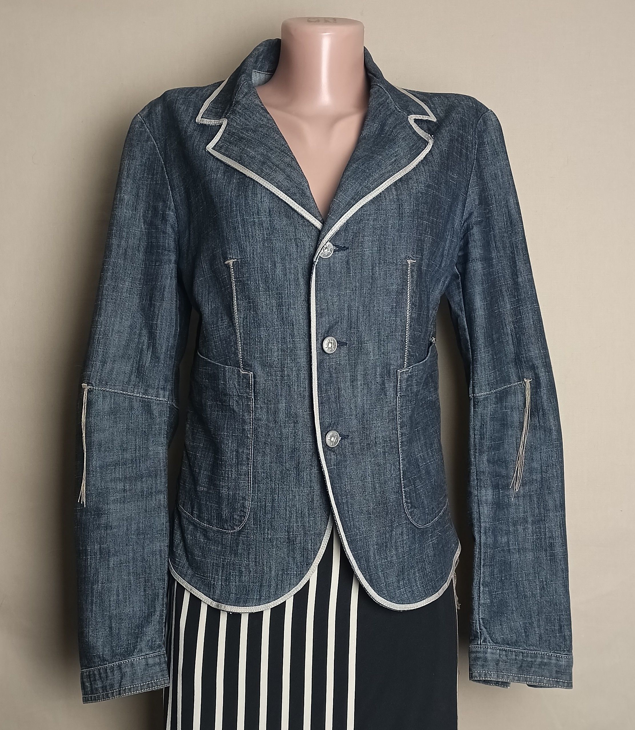 Marithe + Francois Girbaud Marithe Francois Girbaud Light Denim Jacket EU38 US28 Size S / US 4 / IT 40 - 1 Thumbnail