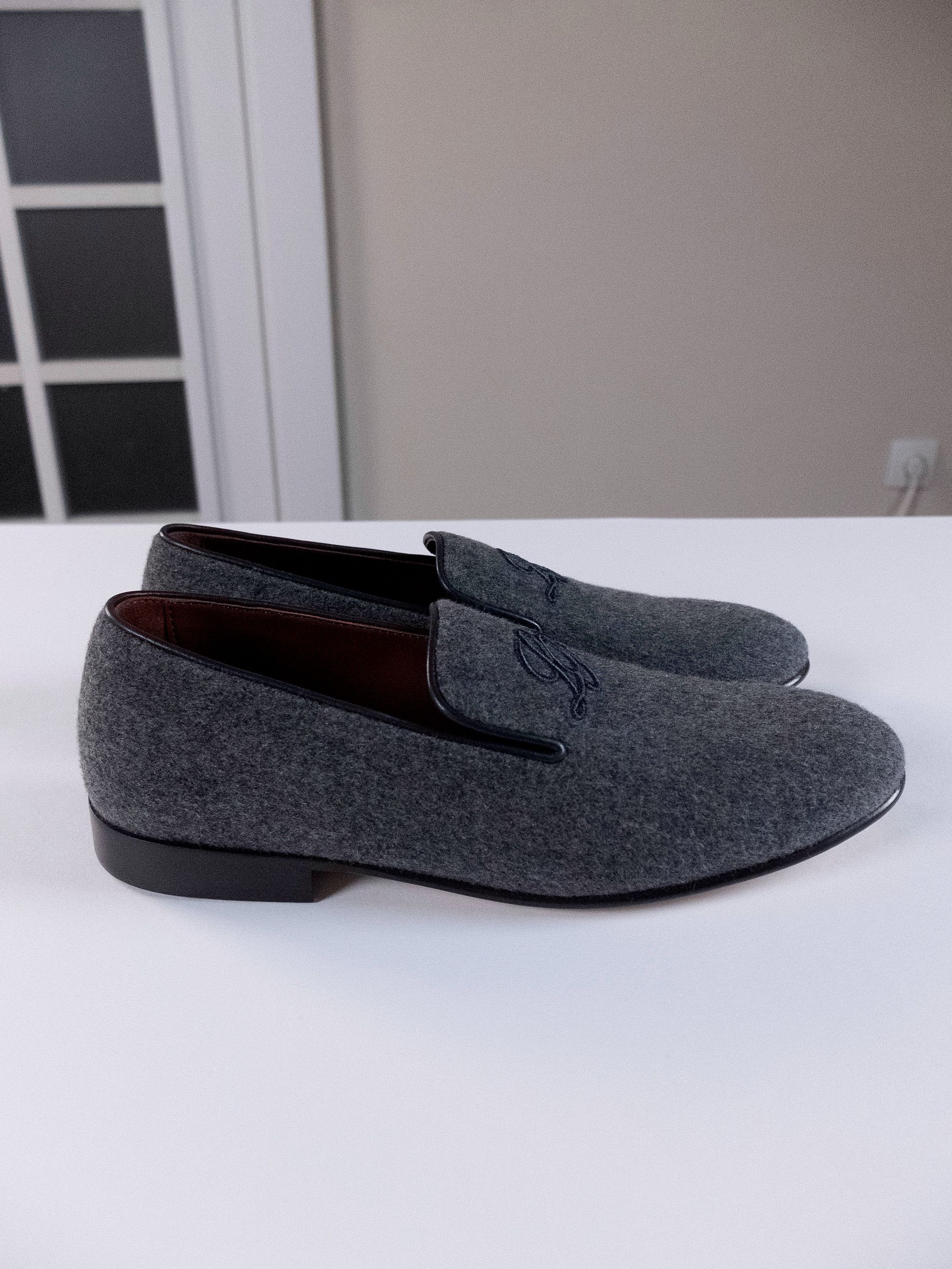 Loro Piana LORO PIANA Anagram gray cashmere smoking slippers 38 q Size US 8 / IT 38 - 5 Thumbnail
