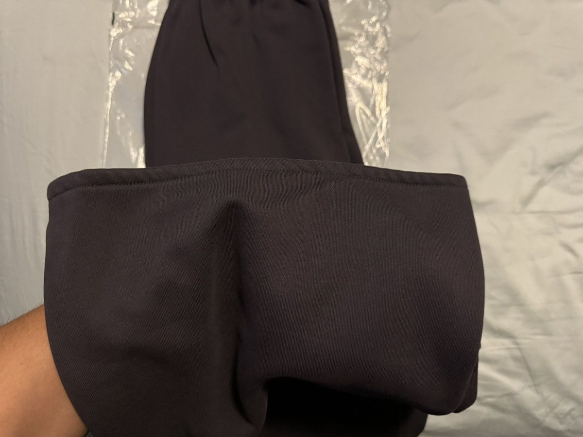 Balenciaga × Gap × Kanye West Yeezy Gap Sweatpants Dark Grey Size XS Size US 28 / EU 44 - 4 Thumbnail