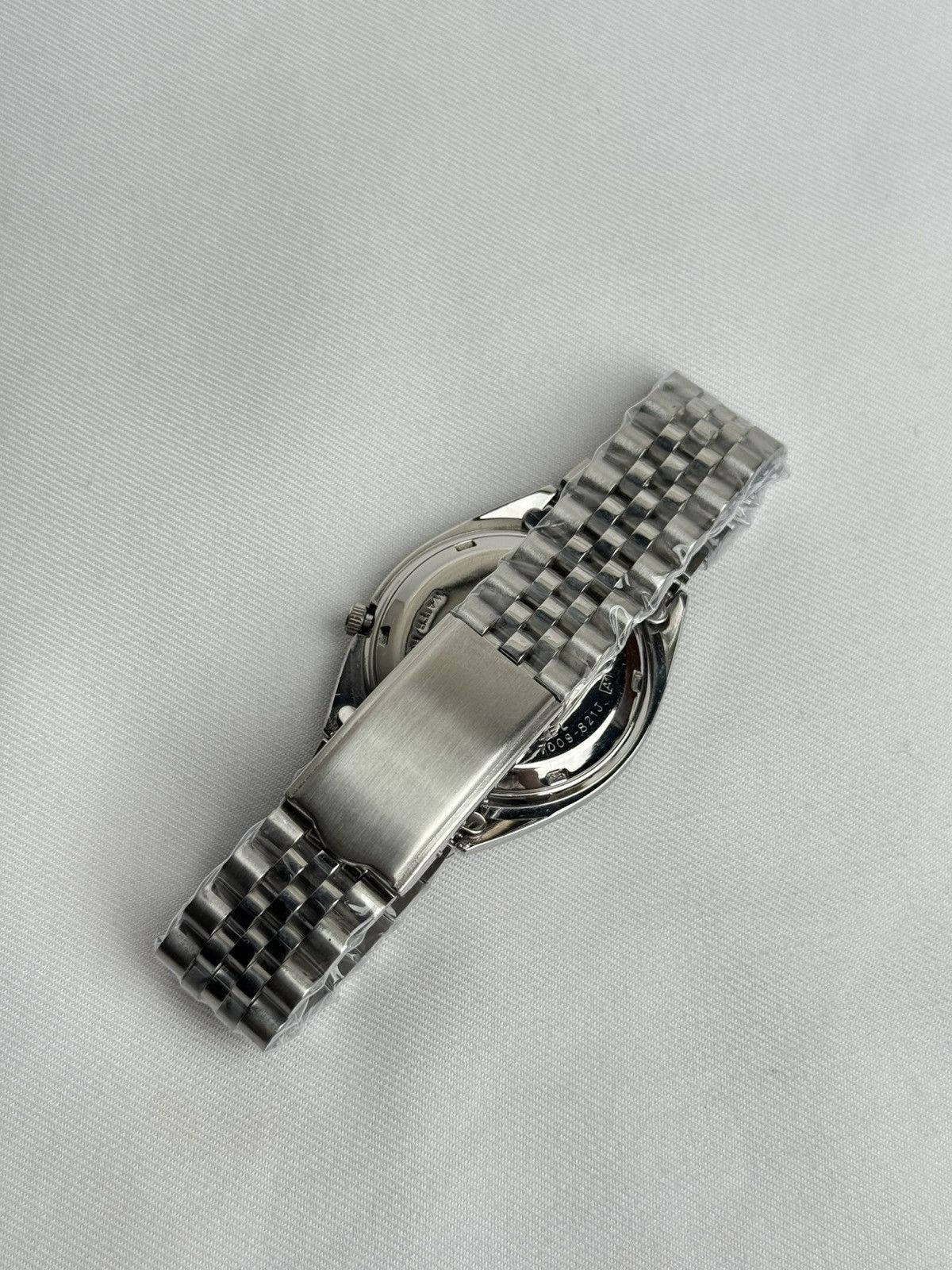 Seiko Seiko 5 7009-Japan Auto |salmon Dial | Day & Date Size 36 - 14 Thumbnail