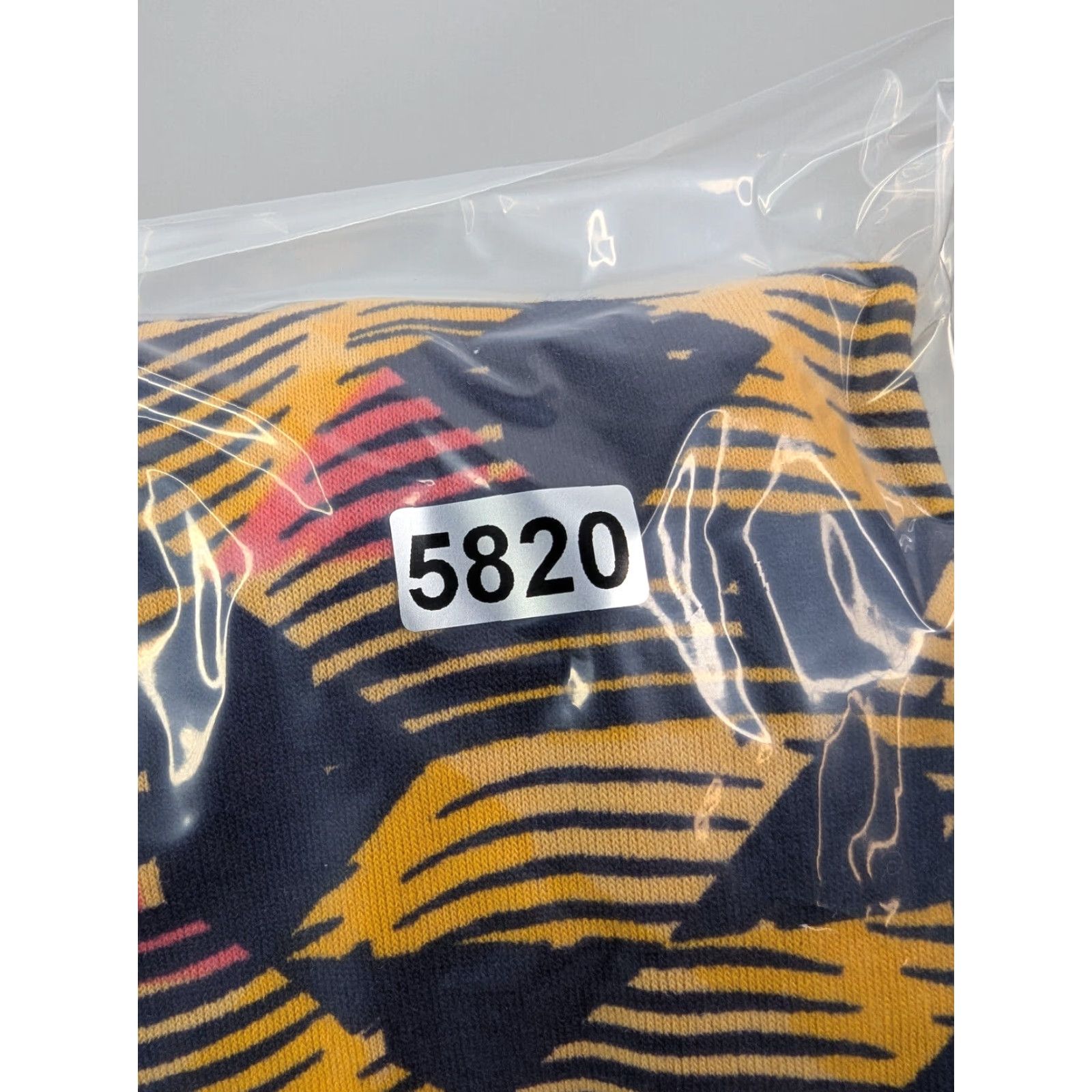 Vintage VINTAGE NWT LulaRoe Irma Tunic Womens XS Geometric Yellow Stretch Shirt Size XS / US 0-2 / IT 36-38 - 8 Thumbnail