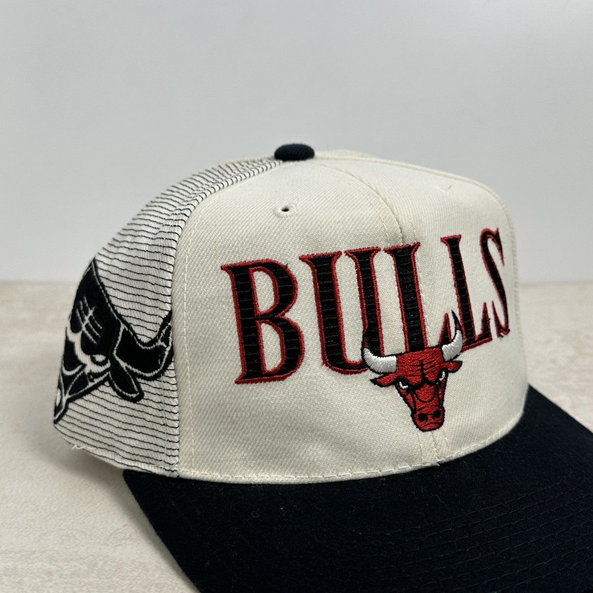 Vintage Vintage Hat Chicago Bulls Lasers Sports Specialties NBA 90s Size ONE SIZE - 2 Thumbnail