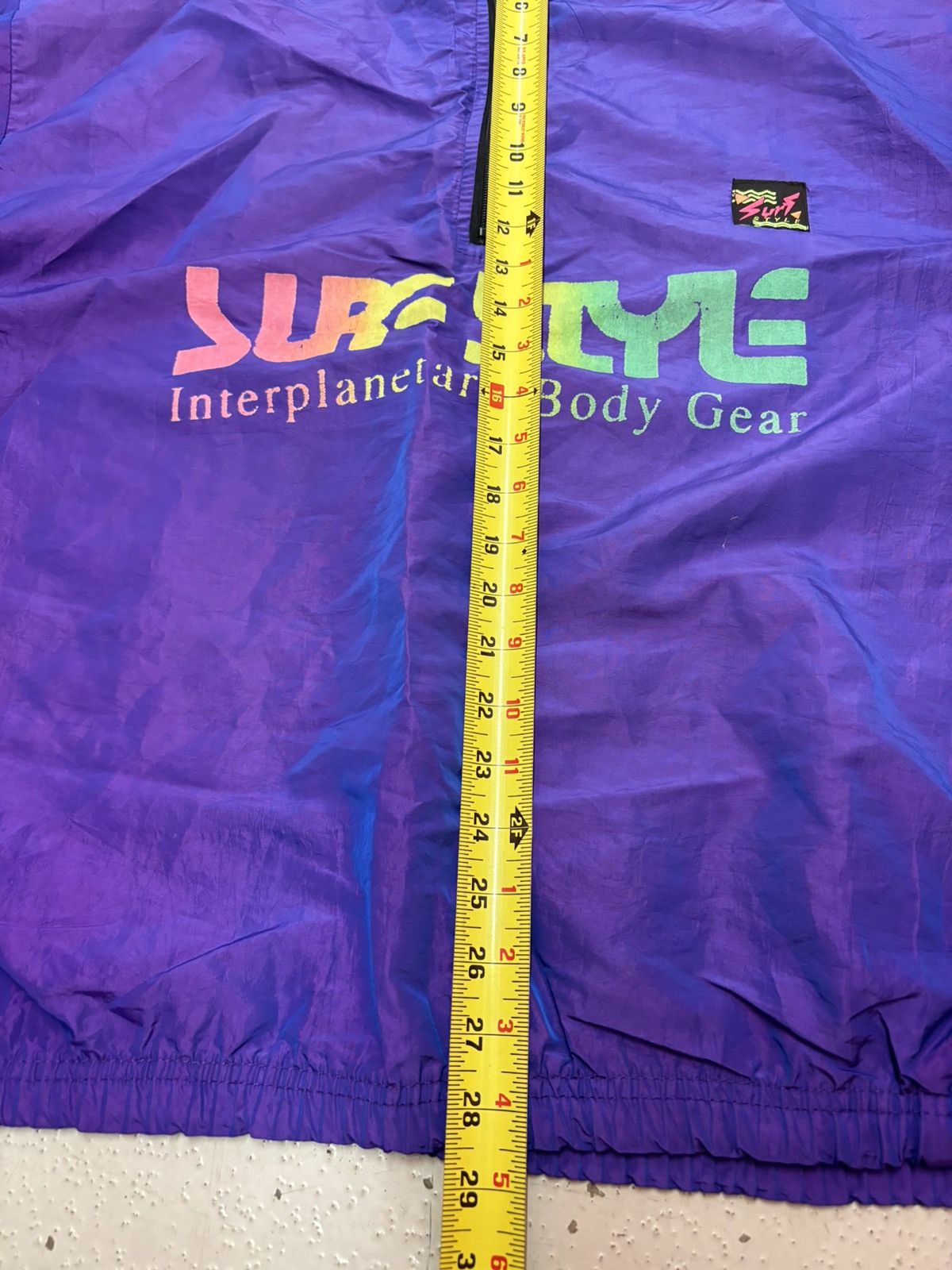 Vintage ***FINAL DROP***RARE 90s SURF STYLE OVERSIZED WINDBREAKER OS Size US XXL / EU 58 / 5 - 7 Thumbnail