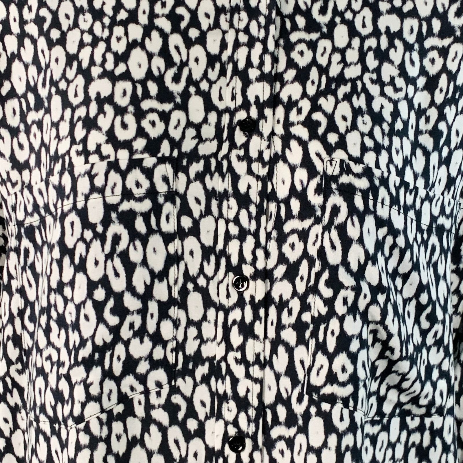 Iro IRO Size 4 Black White Rayon Animal Print Two Pockets Shirt Size XS / US 0-2 / IT 36-38 - 2 Thumbnail