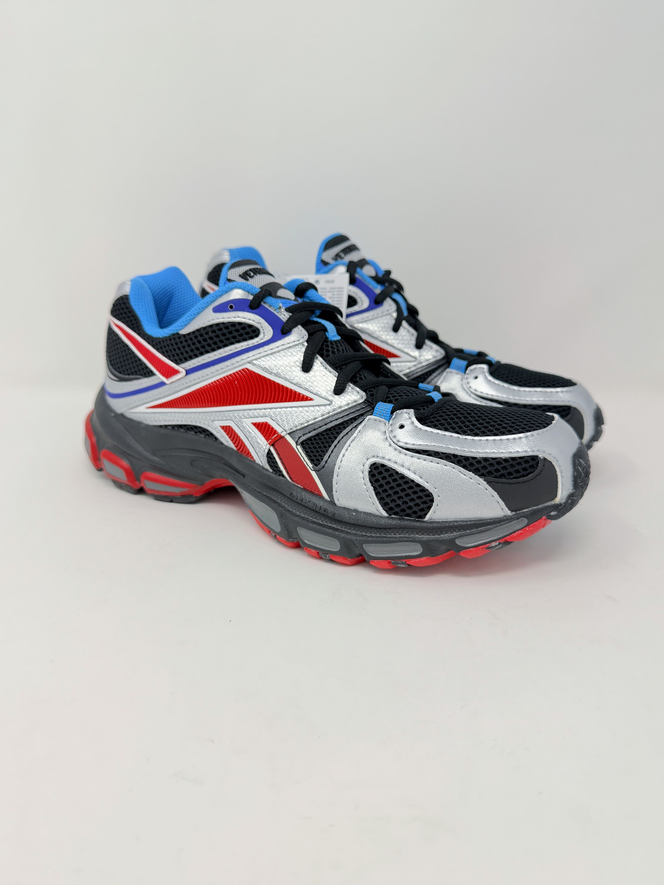 Reebok × Vetements Vetements Reebok Spike Runner 200 Black Silver Red Blue Size US 7 / EU 40 - 1 Thumbnail