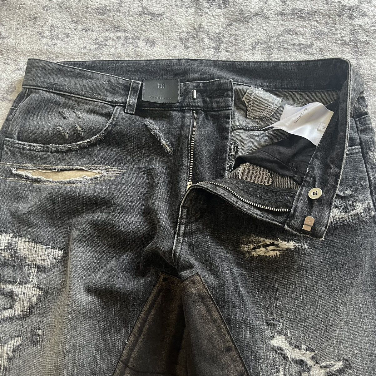 GIVENCHY デニム　サイズ32 Jeans Givenchy Blue size 32 US in Cotton - 42378647
