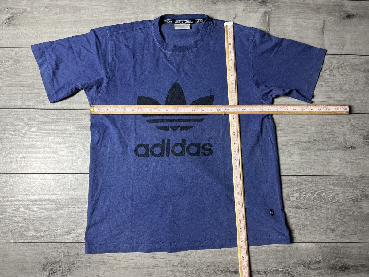 Adidas Vintage Adidas Tshirt big logo size Large Size US L / EU 52-54 / 3 - 5 Thumbnail