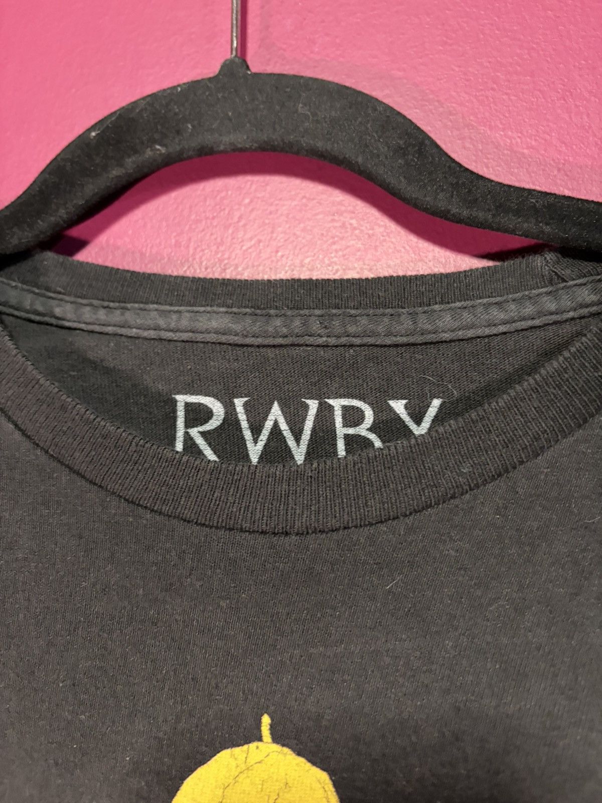 Anime Rwby graphic tee Size US L / EU 52-54 / 3 - 4 Thumbnail
