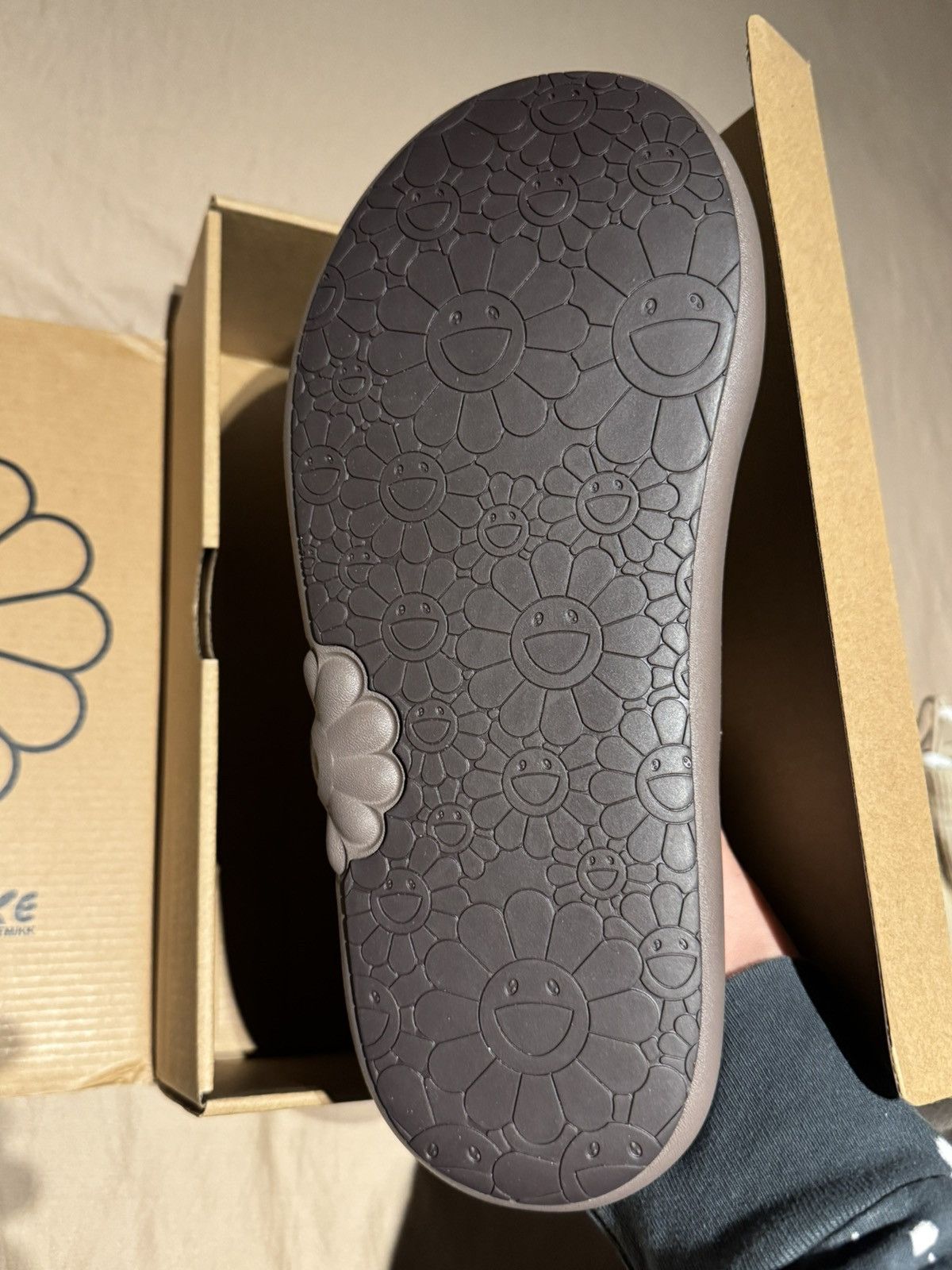 Takashi Murakami Murakami X OHANA HATAKE Size US 9 / EU 42 - 3 Thumbnail