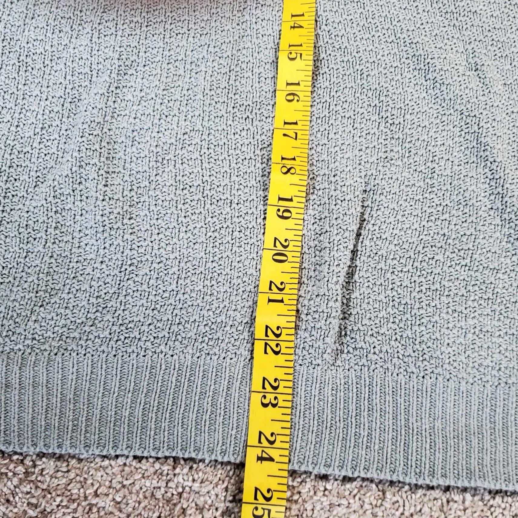 Van Heusen VINTAGE Van Heusen Sweater Mens L Green Chunky Knit Fisherman Crew Neck Distressed USA 80s Classic Fall All Seasons Pullover Mens Size US L / EU 52-54 / 3 - 7 Thumbnail