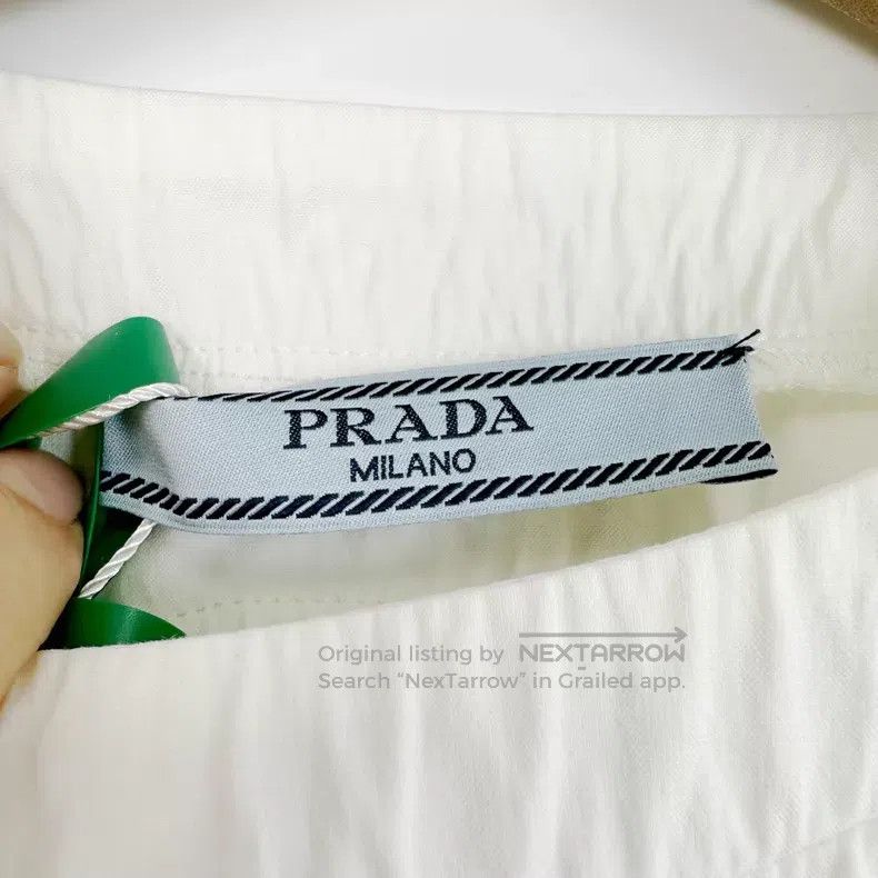 Prada Prada White back triangle logo short-sleeved T-shirt Size XS / US 0-2 / IT 36-38 - 4 Thumbnail