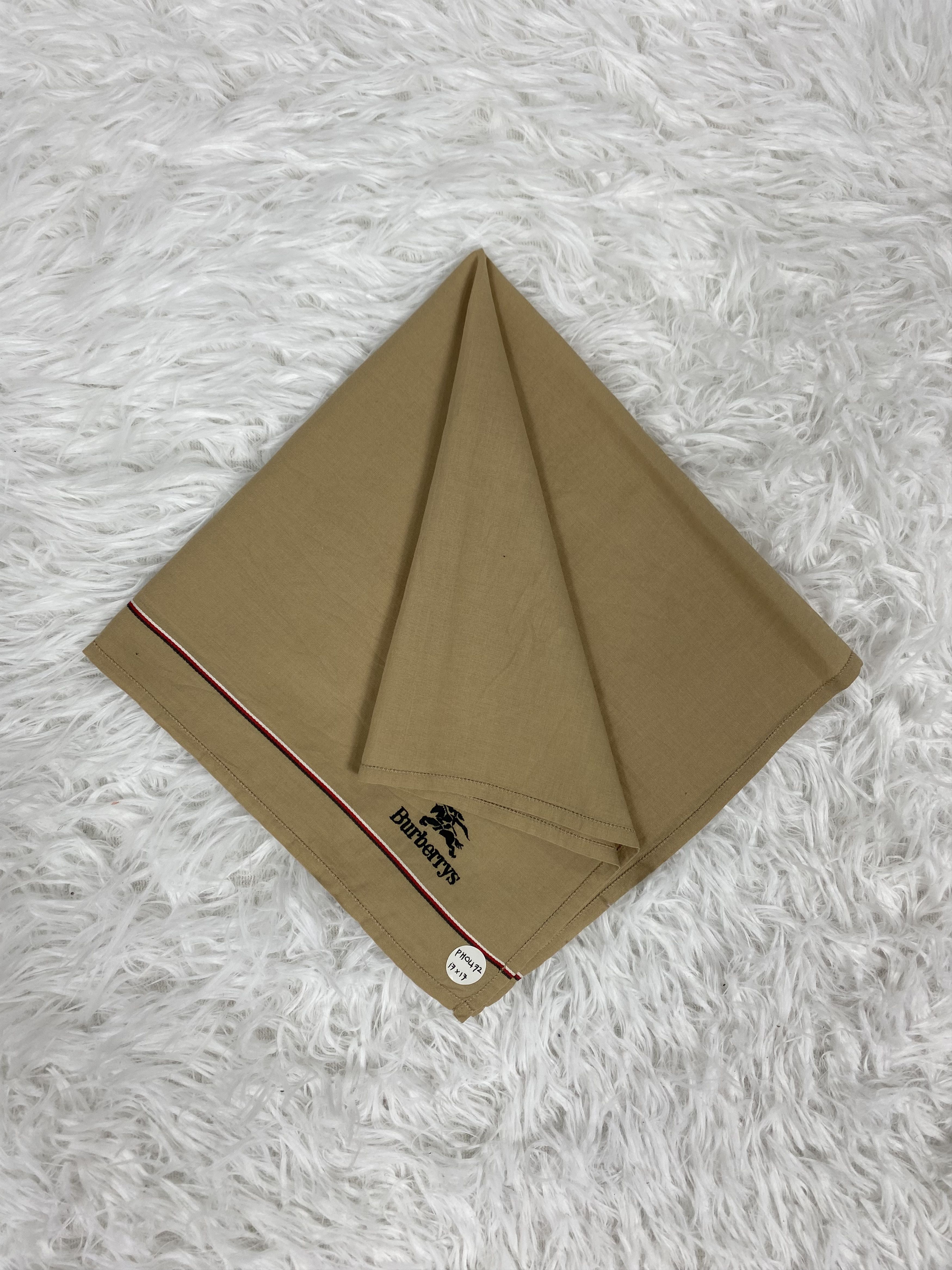 Burberry Vintage Burberry Handkerchief Neckerchief PH0472 Size ONE SIZE - 1 Thumbnail