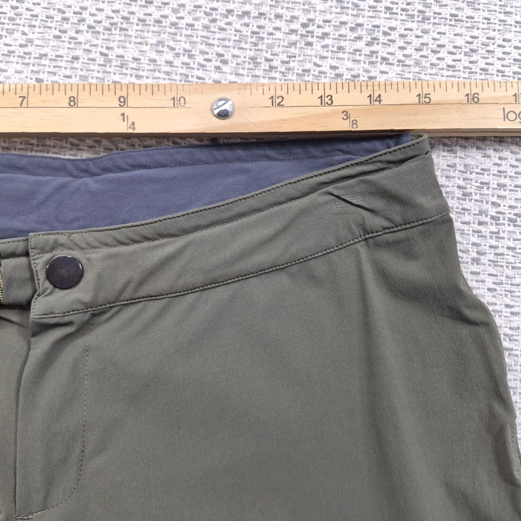 Vintage Vaude Trail Shorts Mens Small Green Biker Adjustable Belt Reflective Cycling Shirt? Size US 29 - 7 Thumbnail