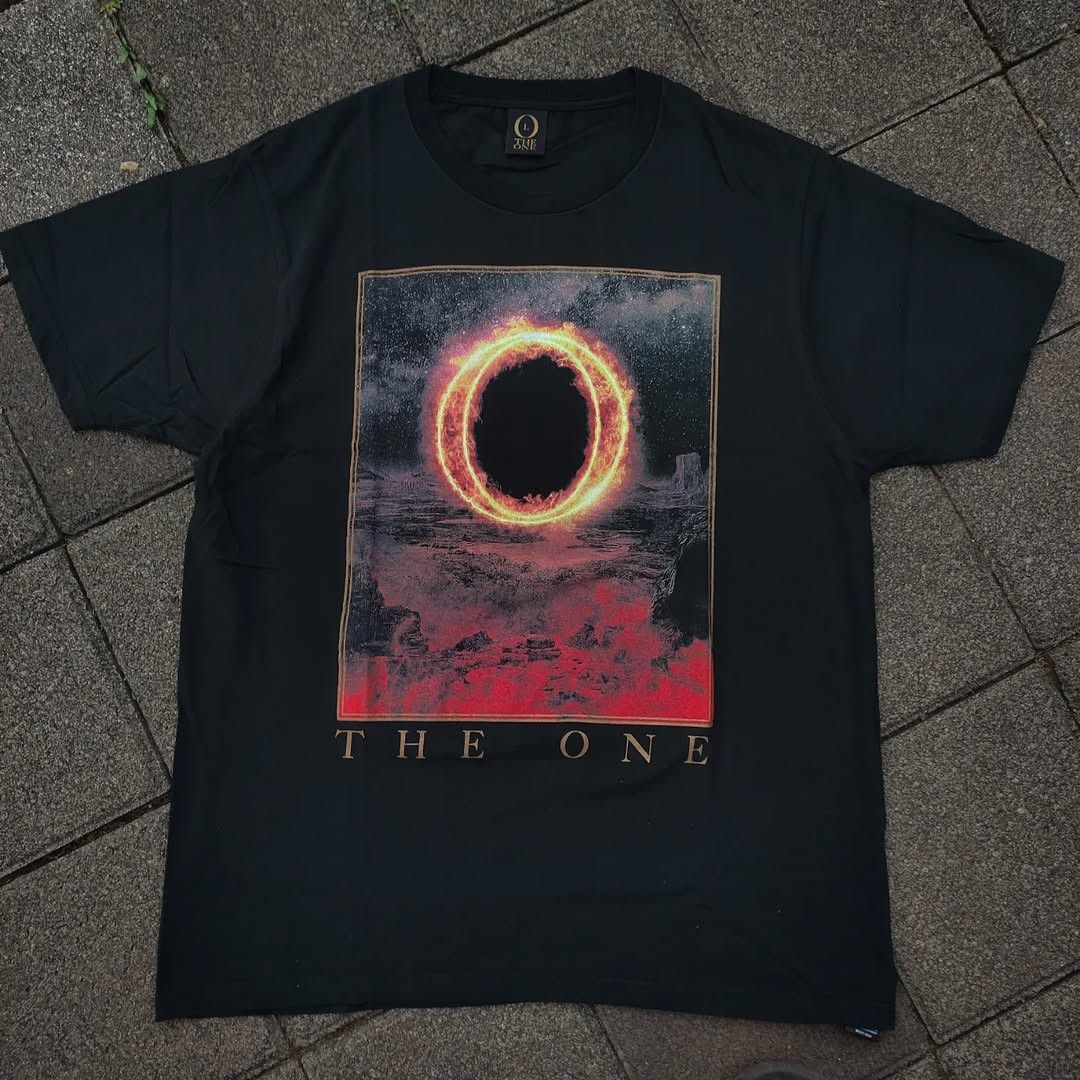 Band Tees BABYMETAL The One 2023 Gold Version Tee Size US L / EU 52-54 / 3 - 1 Thumbnail