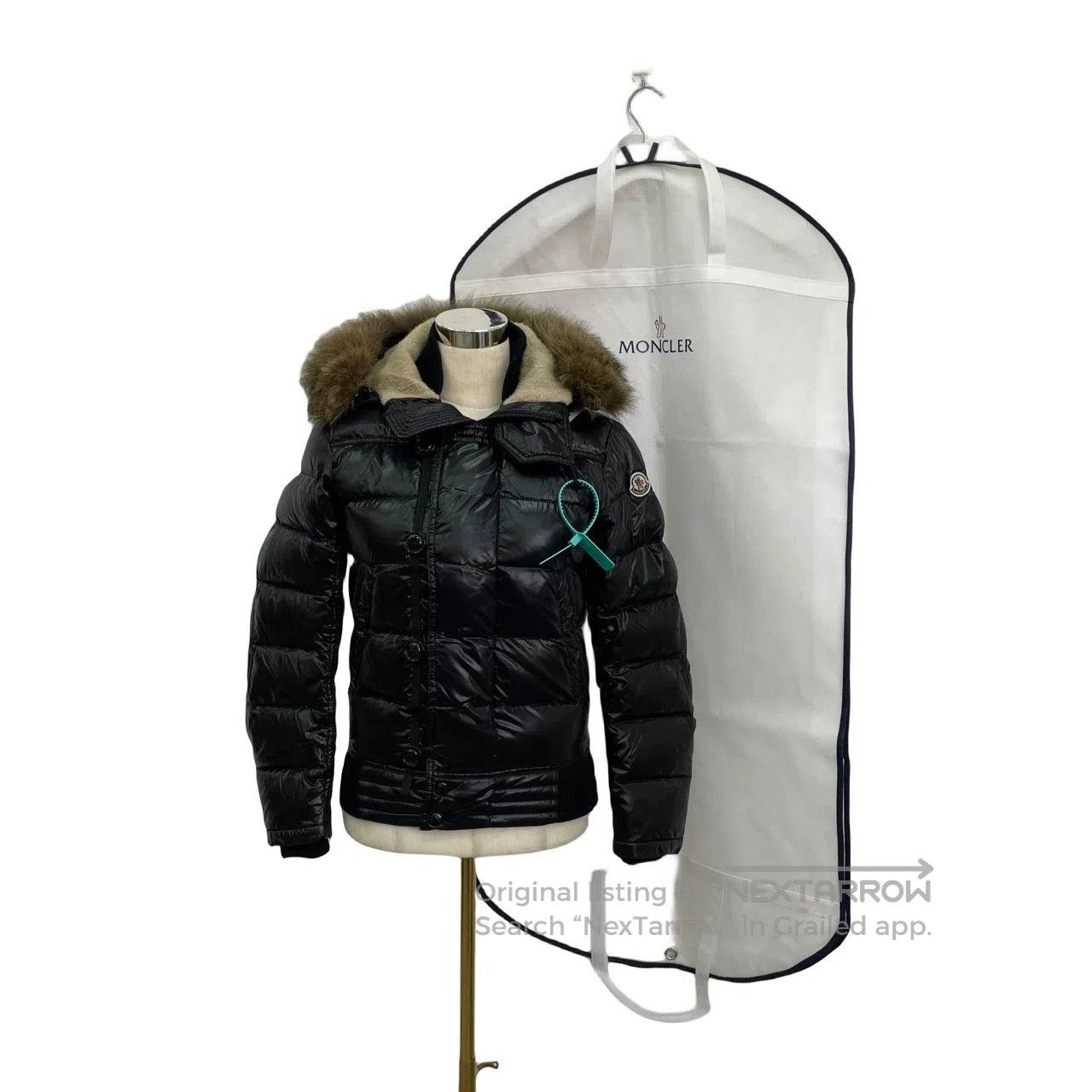 Moncler Moncler Black Down Jacket. Size XS / US 0-2 / IT 36-38 - 1 Thumbnail