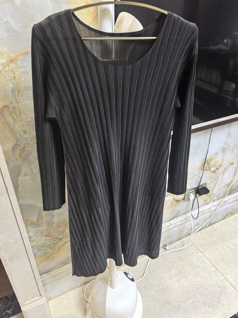 Issey Miyake Issey Miyake PP Black Pleated Dress - dmc Size US 30 / EU 46 - 1 Thumbnail