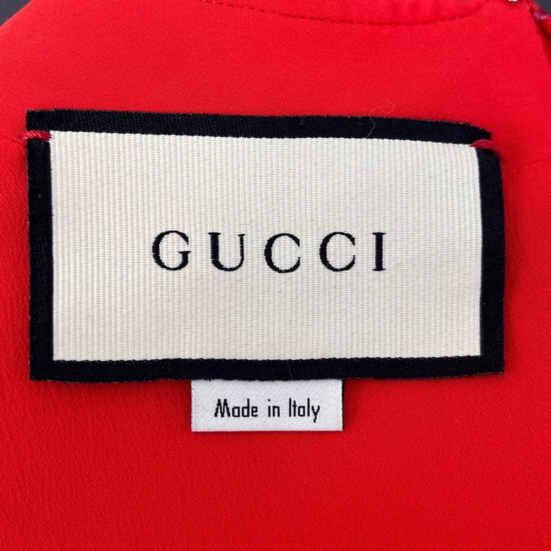 Gucci Gucci Red full logo wool mulberry silk vest 2502-Nextarrow Size US XS / EU 42 / 0 - 5 Thumbnail
