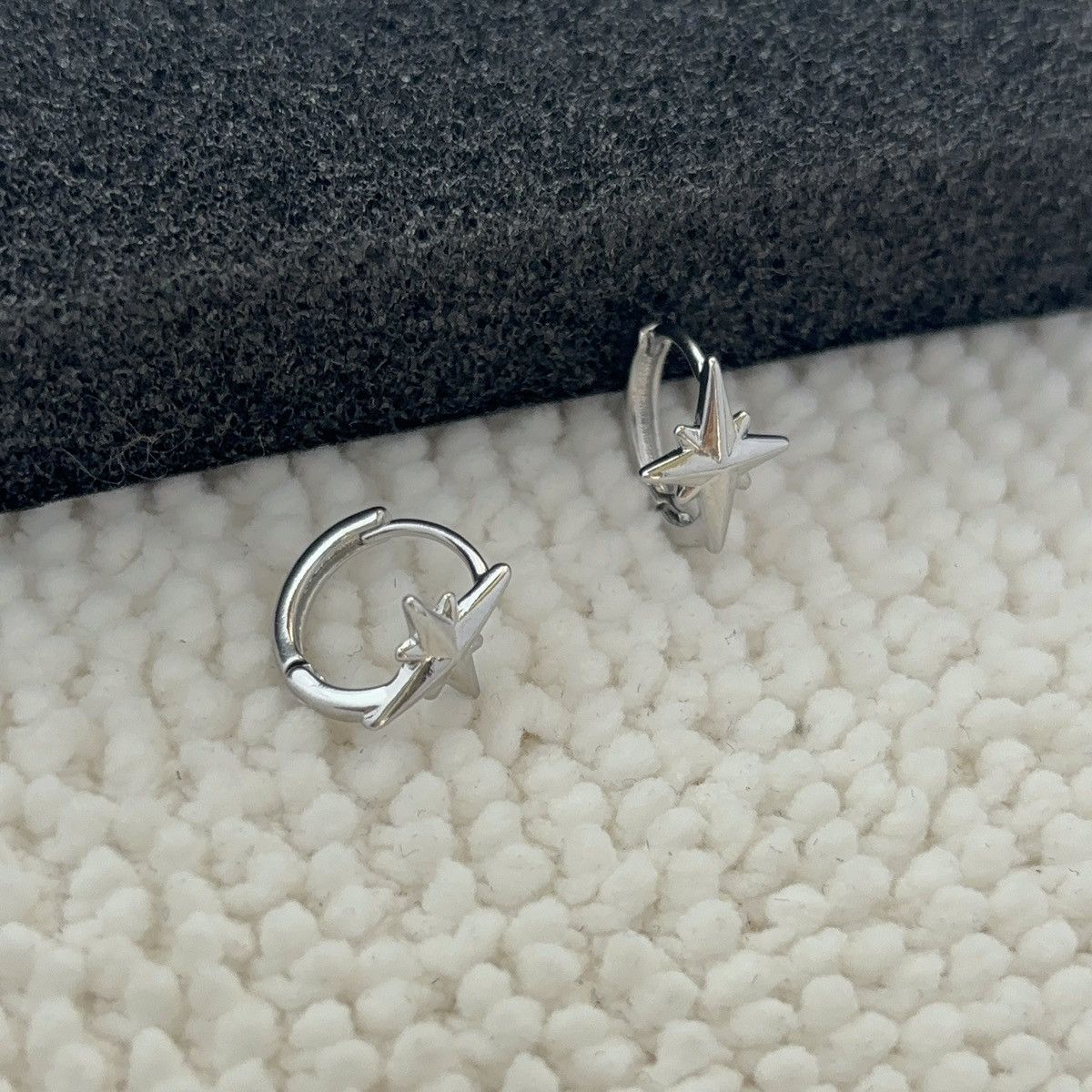 Other Star Small Hoop Earrings for Men Women Unisex Earrings Size ONE SIZE - 4 Thumbnail