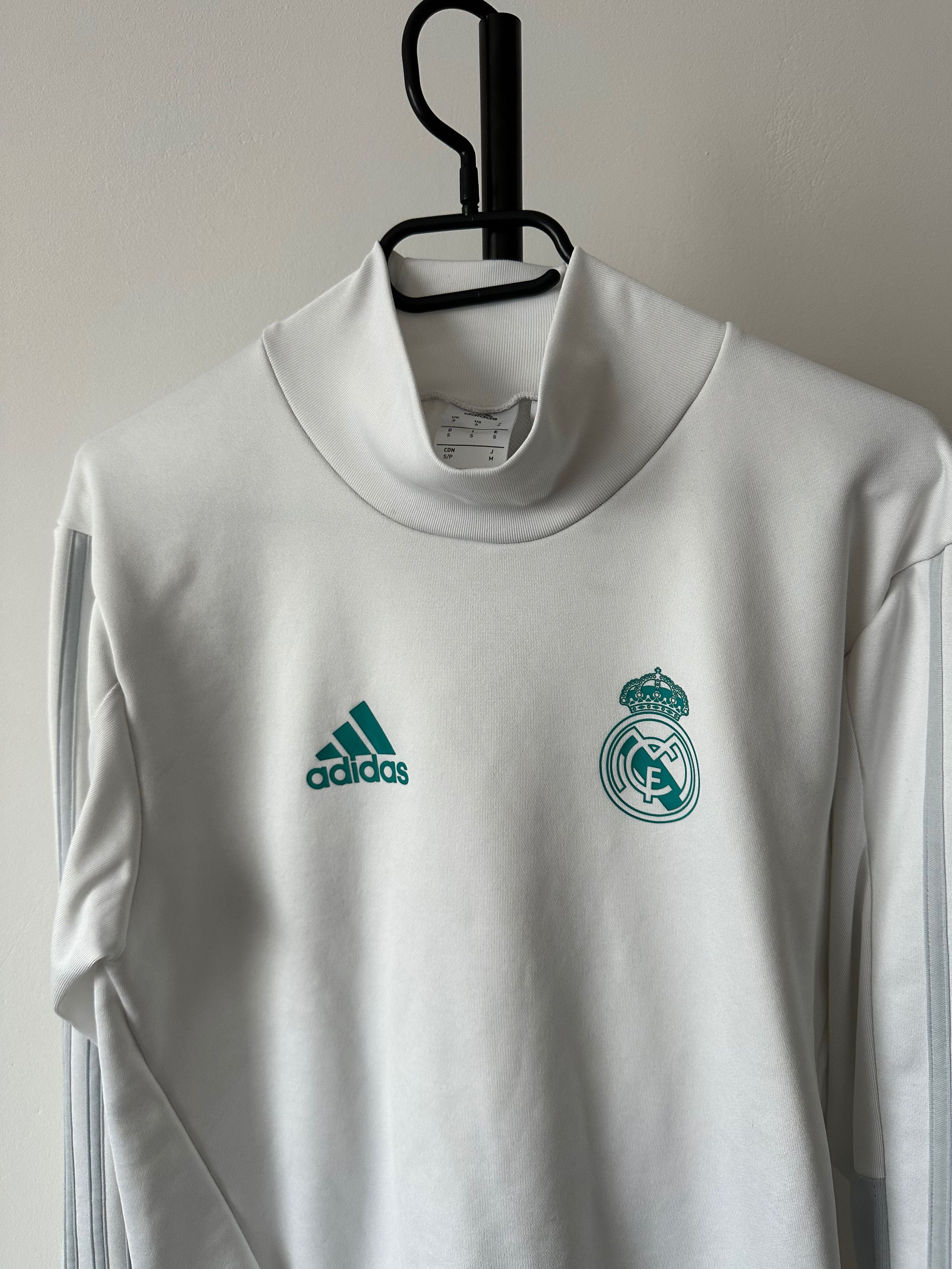 Adidas 2017 Adidas Real Madrid Training Top long sleeve soccer Size US S / EU 44-46 / 1 - 4 Thumbnail